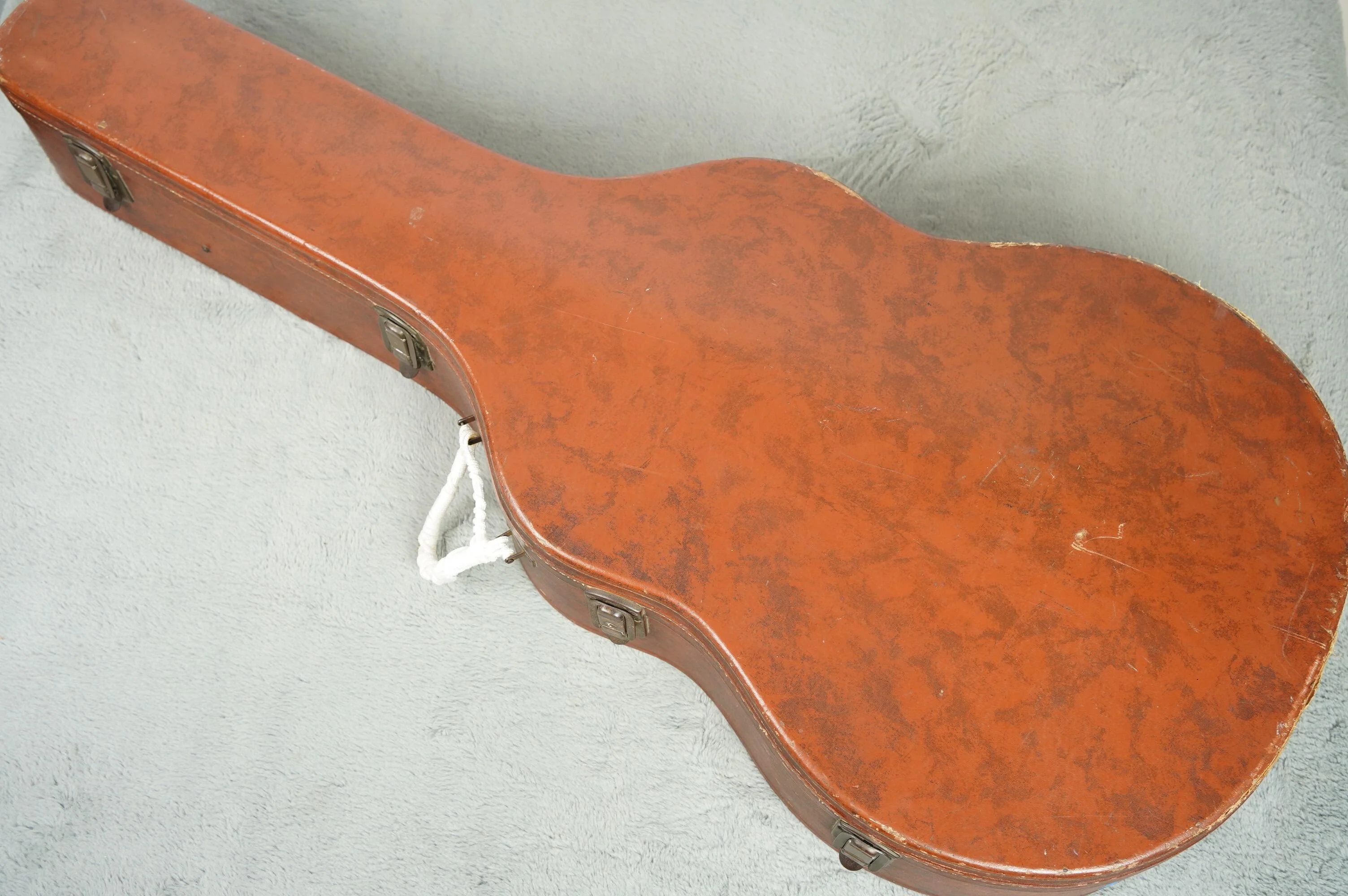 1955 Gibson J-200, Sunburst + OHSC - Image 5