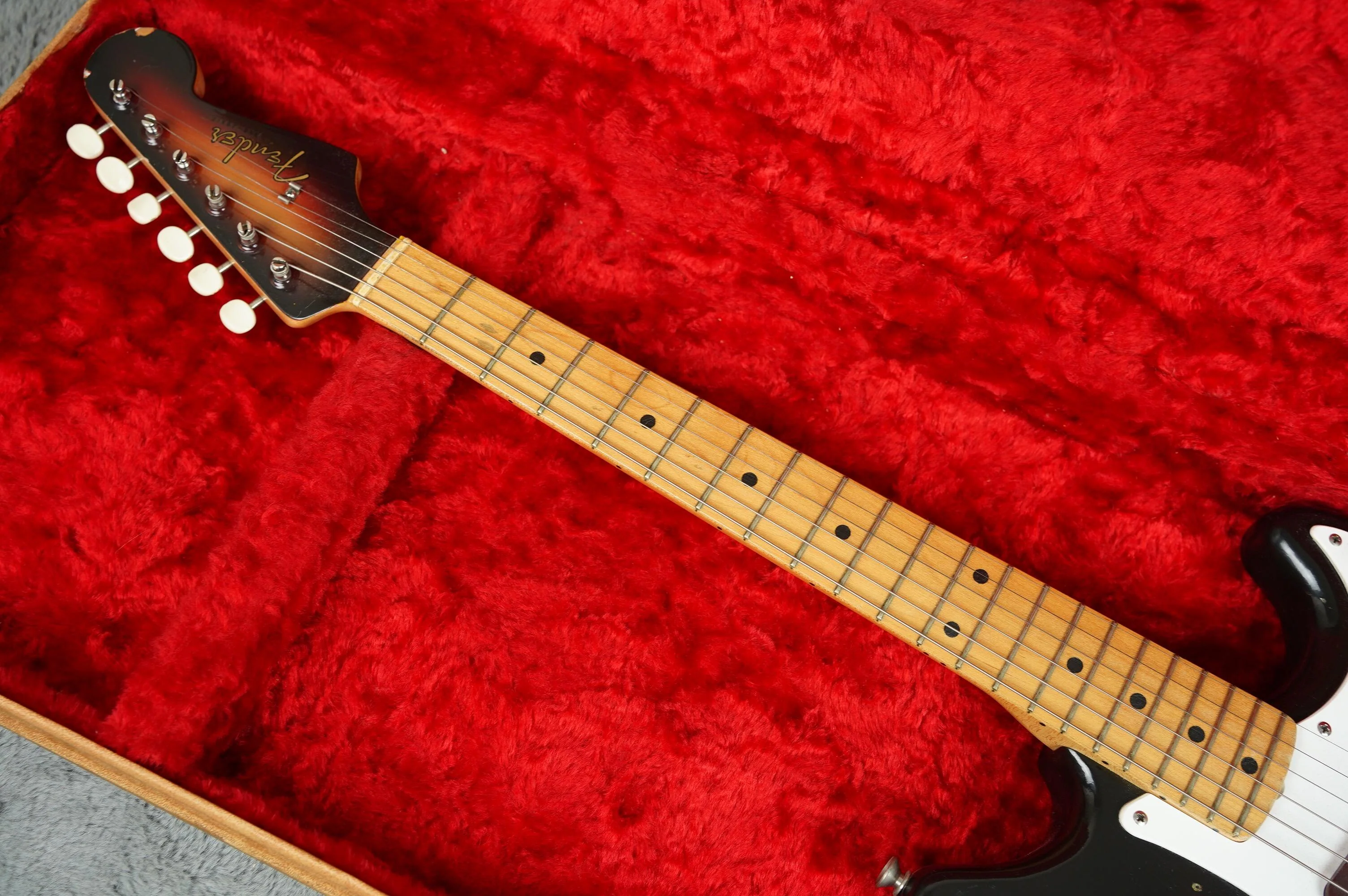1958 Fender Duosonic, Sunburst + OHSC - Image 5