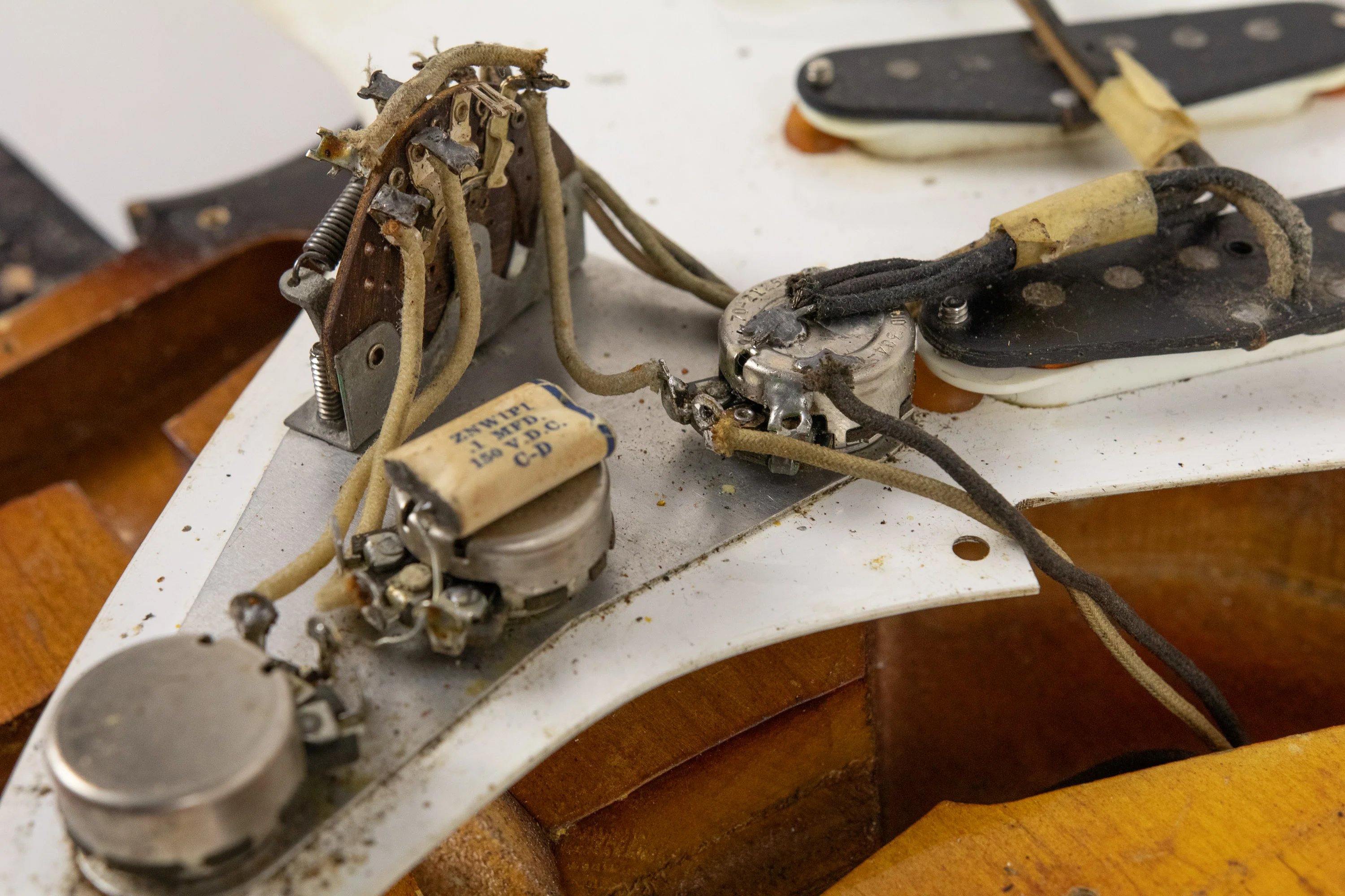 1959 Fender Stratocaster, Sunburst - Image 39