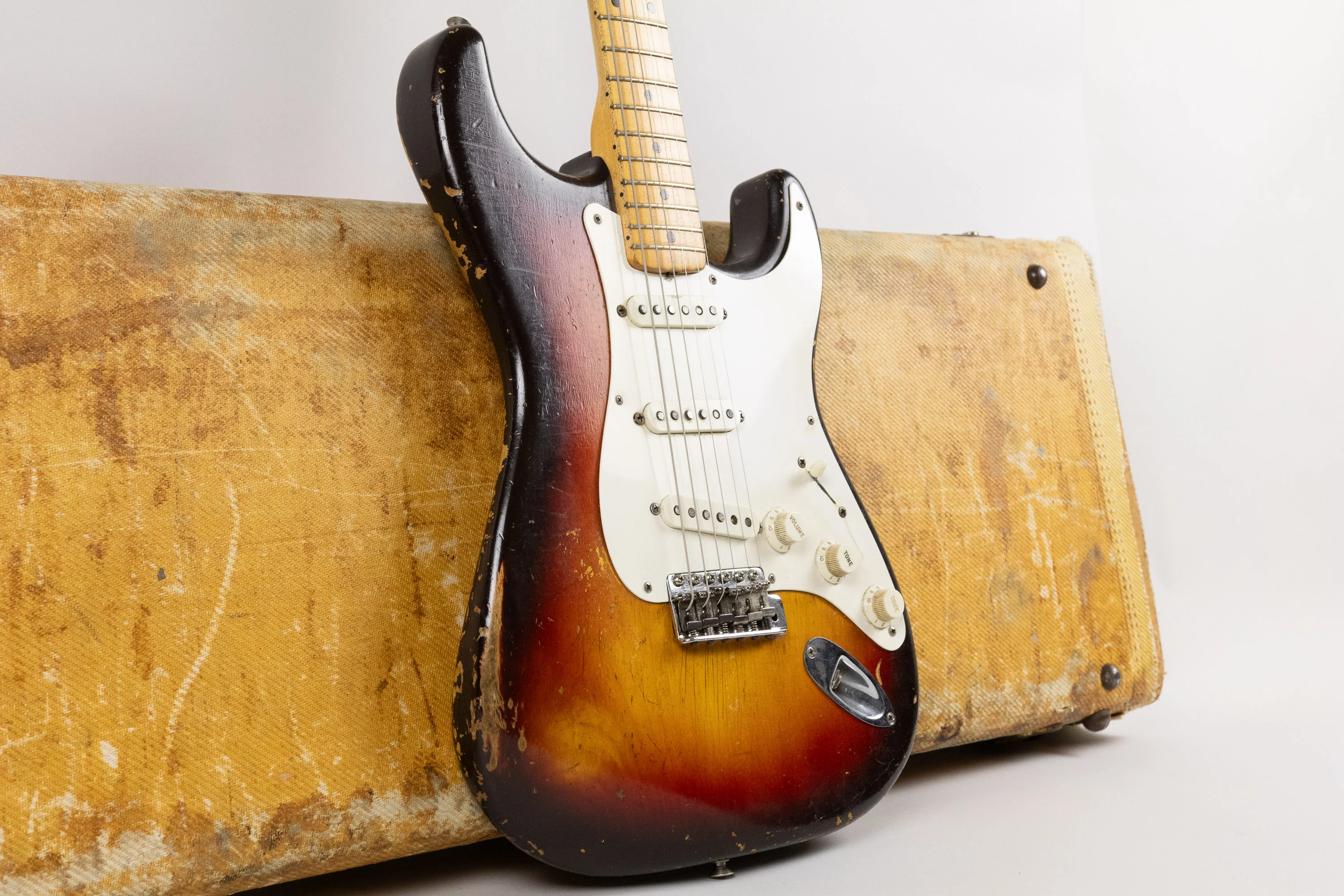 1959 Fender Stratocaster, Sunburst - Image 6