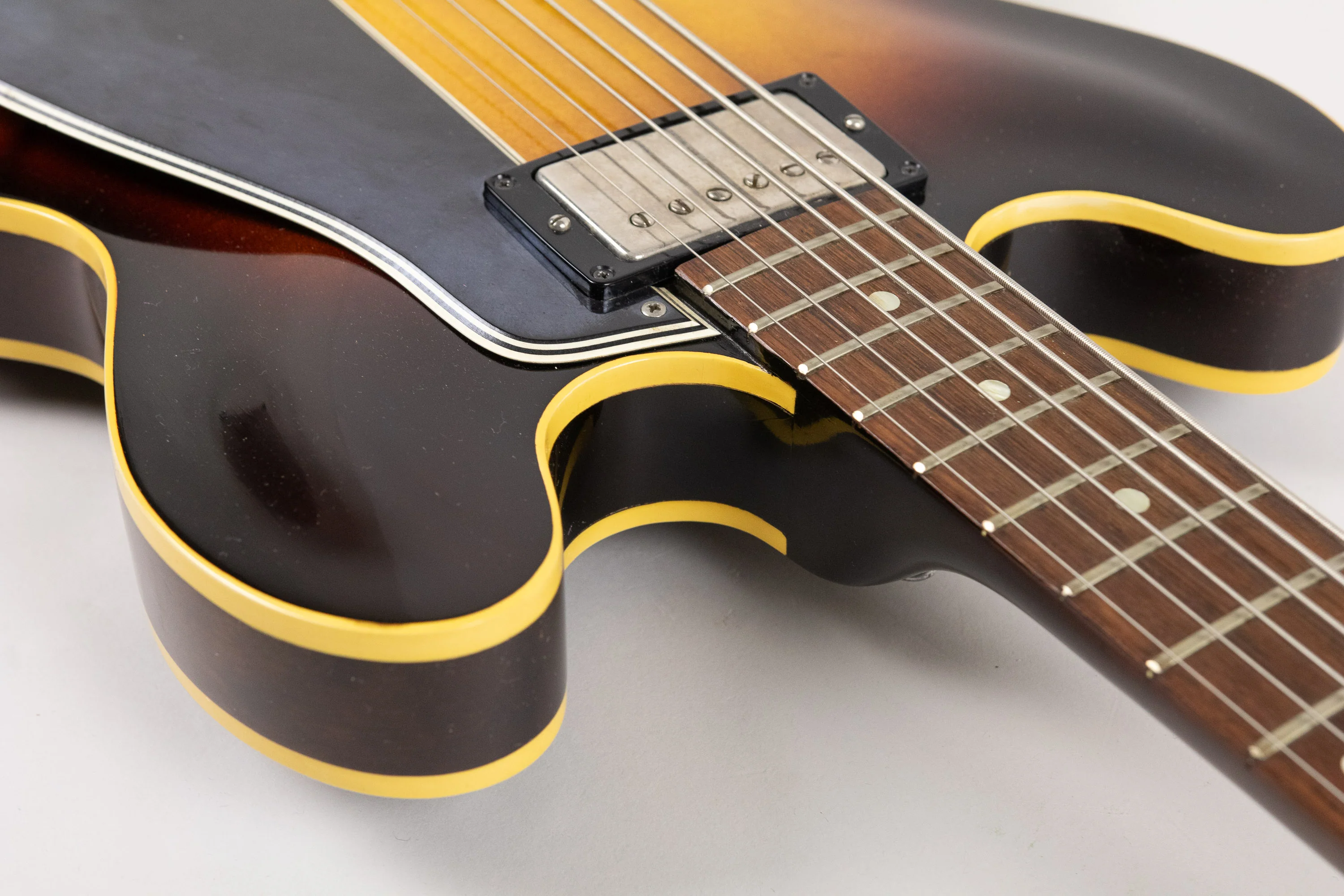 1960 Gibson EB-6, Sunburst ex-Tom Petersson (Cheap Trick) - Image 28