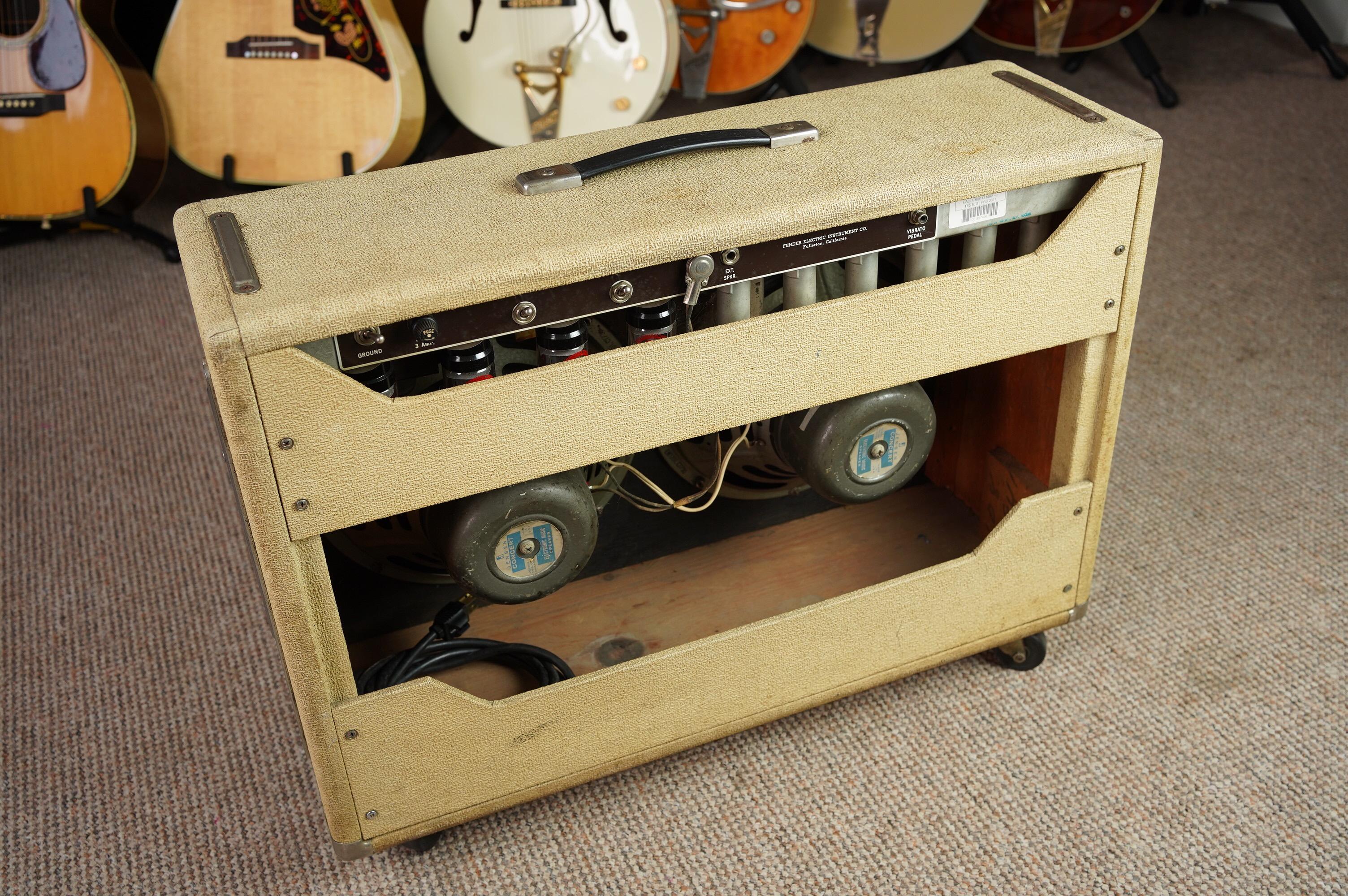 1962 Fender Twin Amp, White Tolex - Image 14