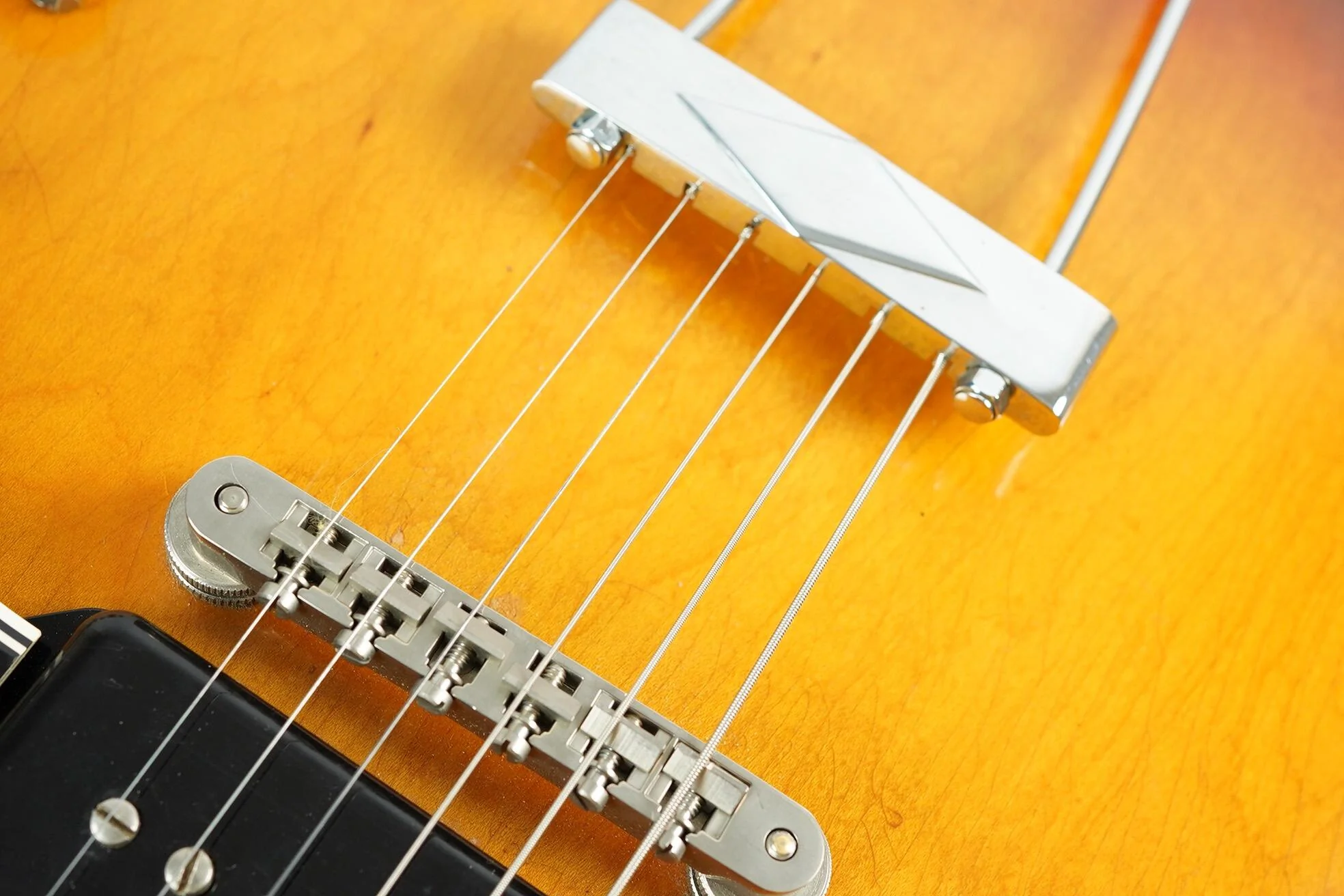 1962 Gibson ES-330 TD, Sunburst + HSC - Image 17