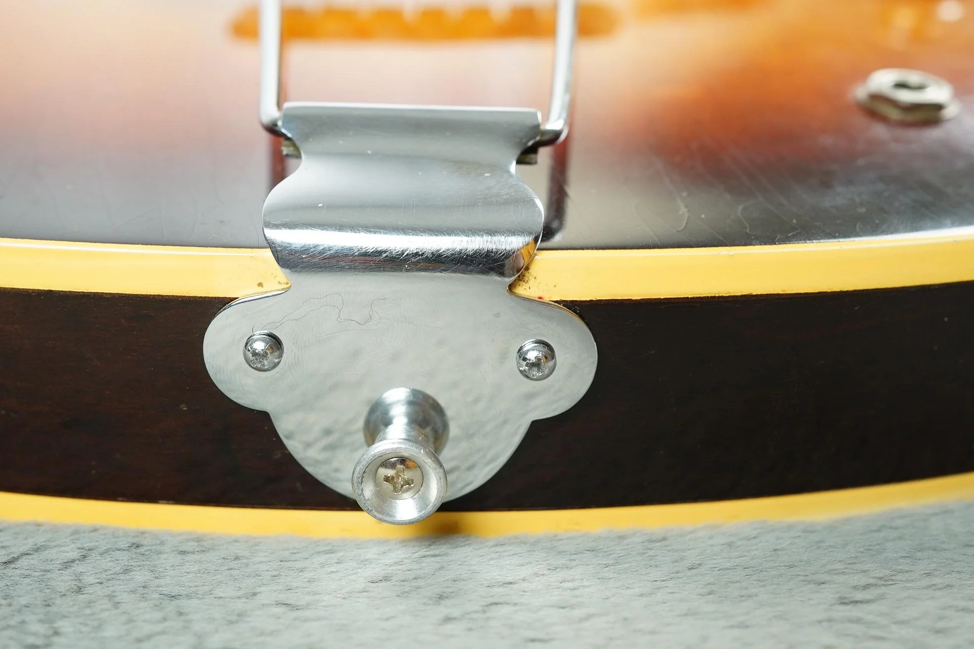 1962 Gibson ES-330 TD, Sunburst + HSC - Image 7