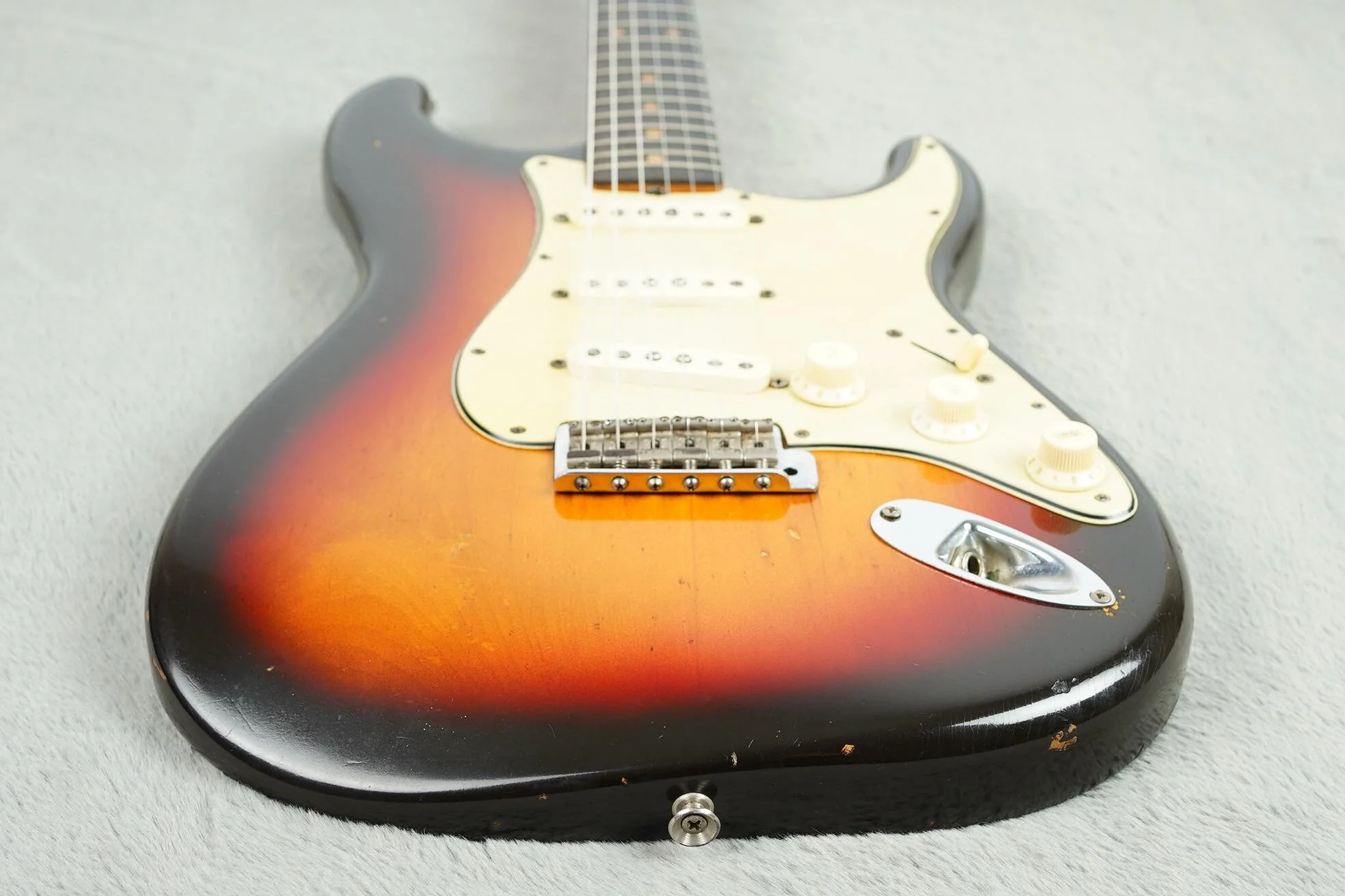 1963 Fender Stratocaster, Sunburst + OHSC - Image 11