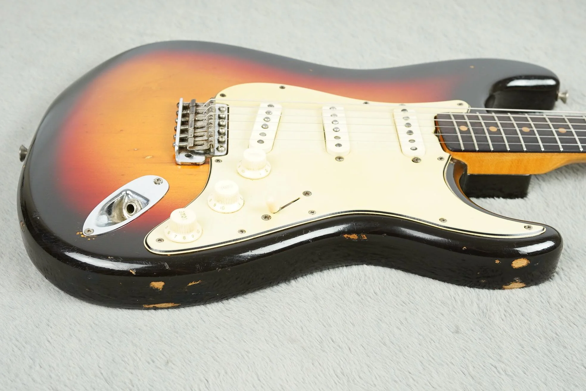 1963 Fender Stratocaster, Sunburst + OHSC - Image 12