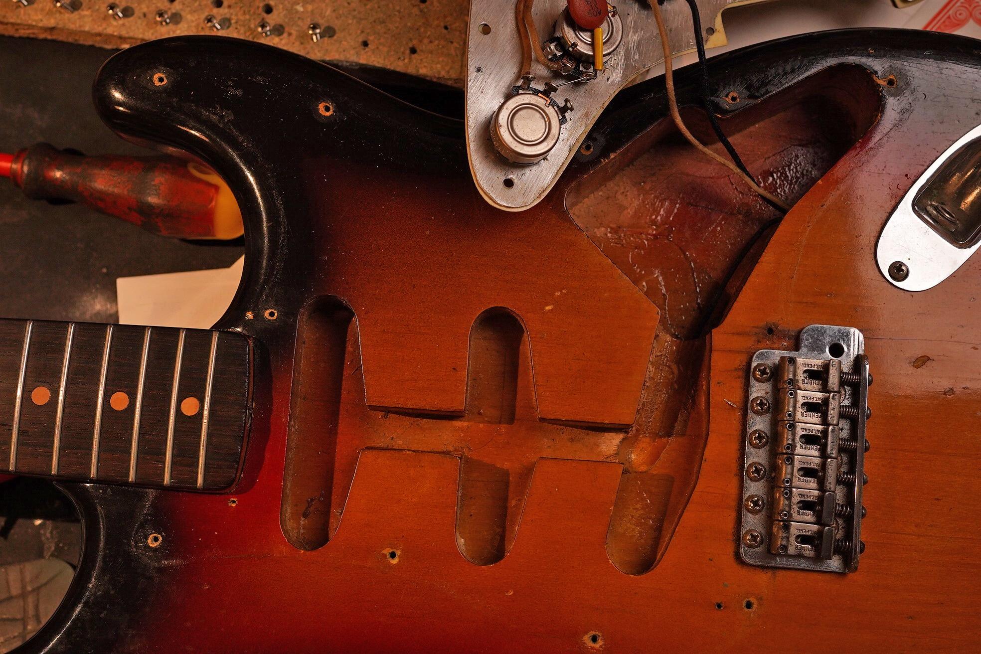 1963 Fender Stratocaster, Sunburst + OHSC - Image 38