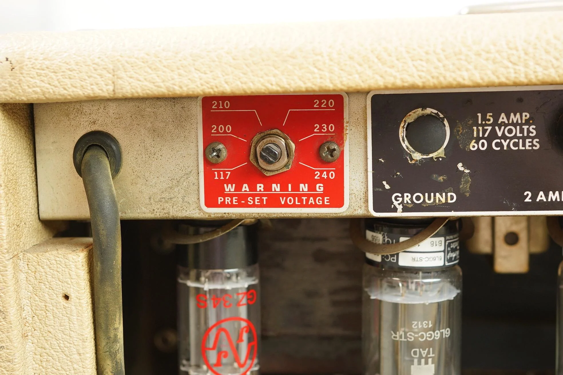 1963 Fender Tremolux Head + Cab, Blonde - Export version - Image 16