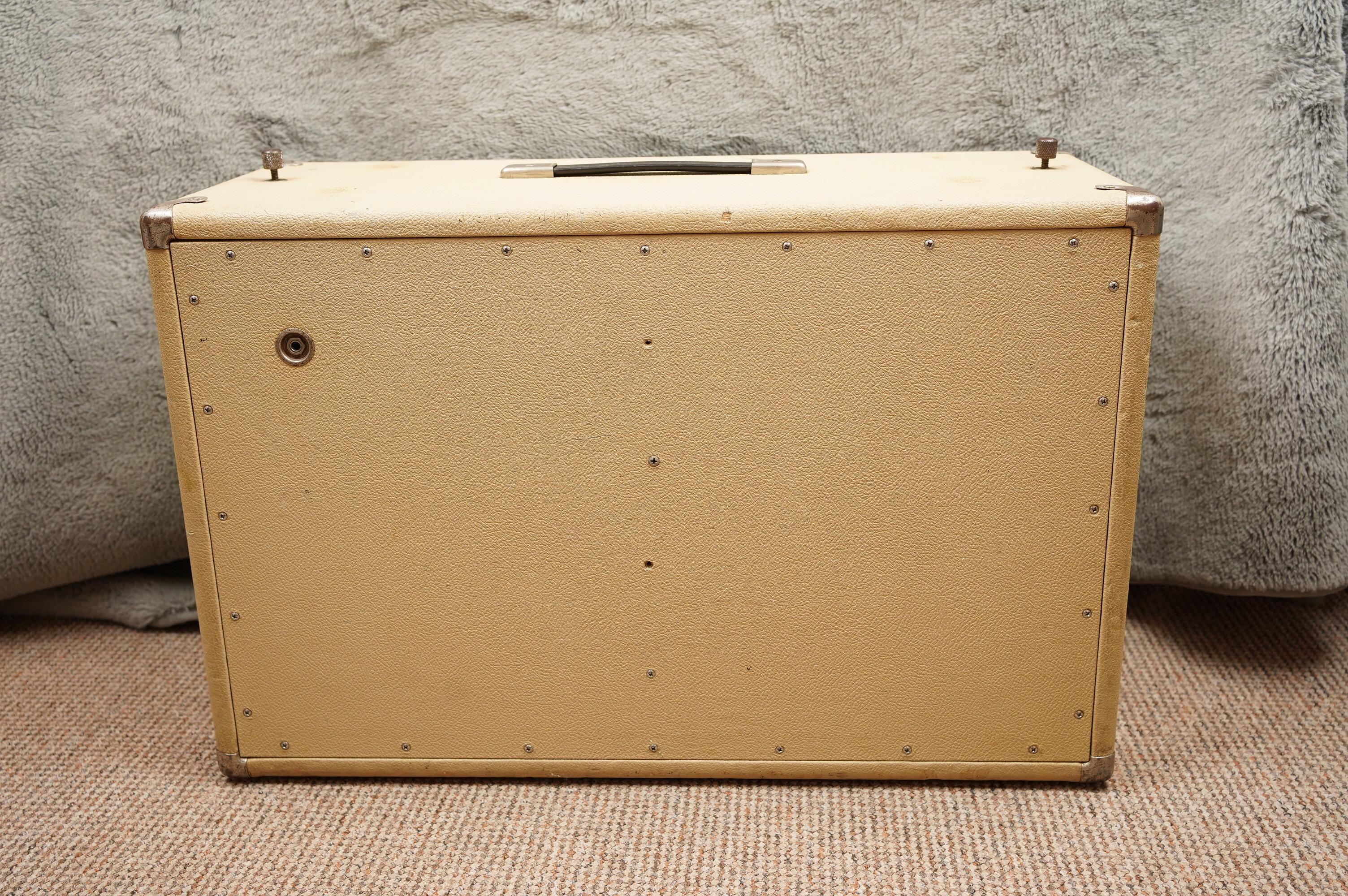1963 Fender Tremolux Head + Cab, Blonde - Export version - Image 31