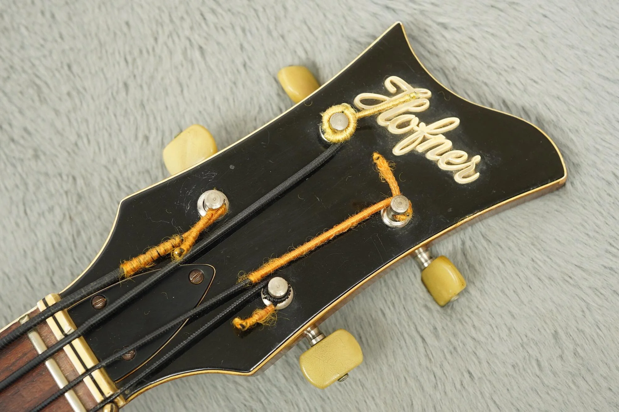 1963 Hofner Violin Bass - Image 22