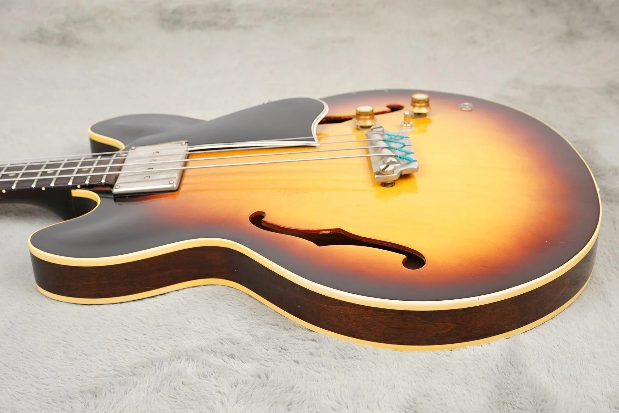1964 Gibson EB-2, Sunburst - Image 9