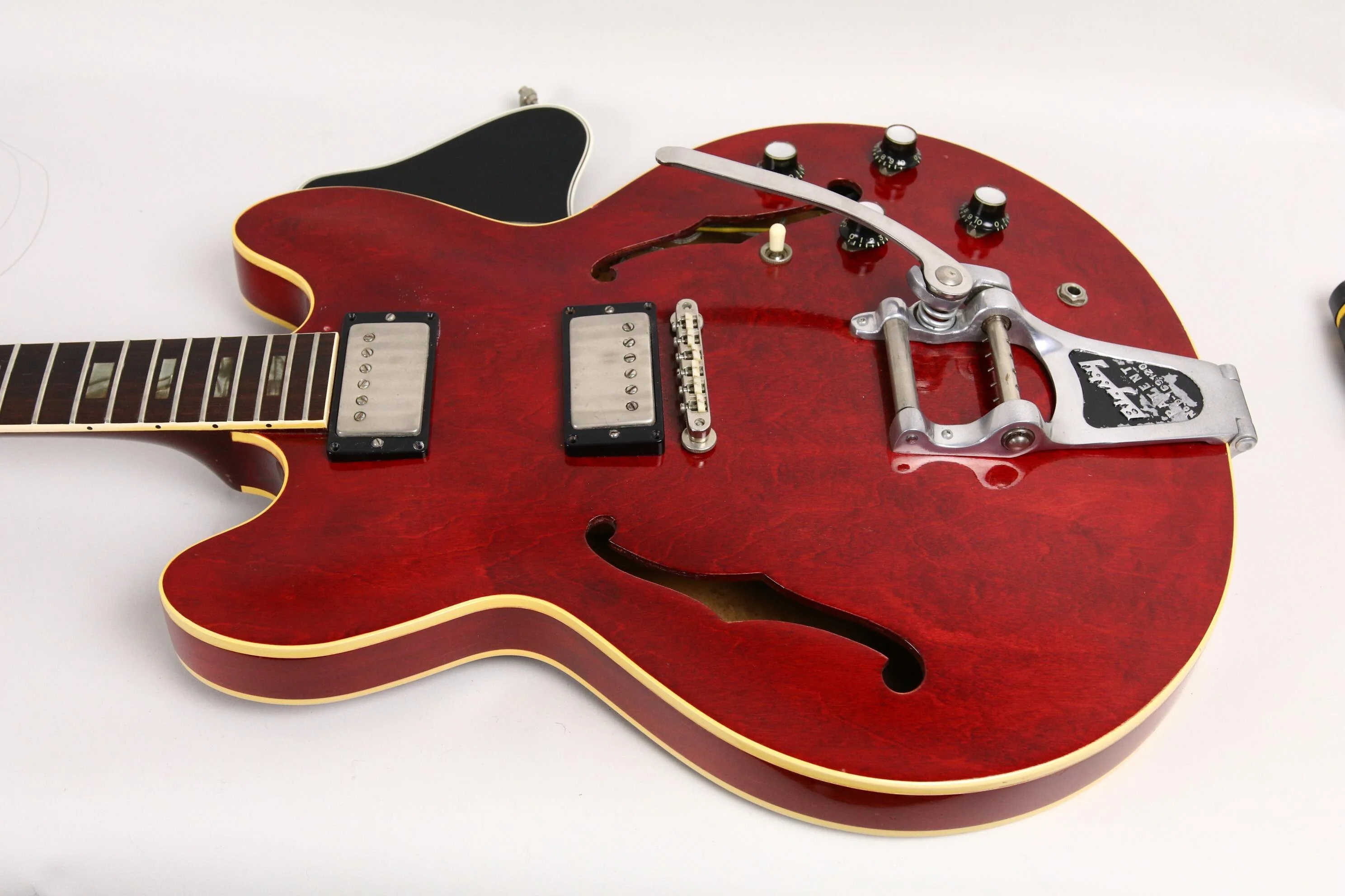 1964 Gibson ES-335 TDC, Cherry, Bigsby + OHSC - Image 35
