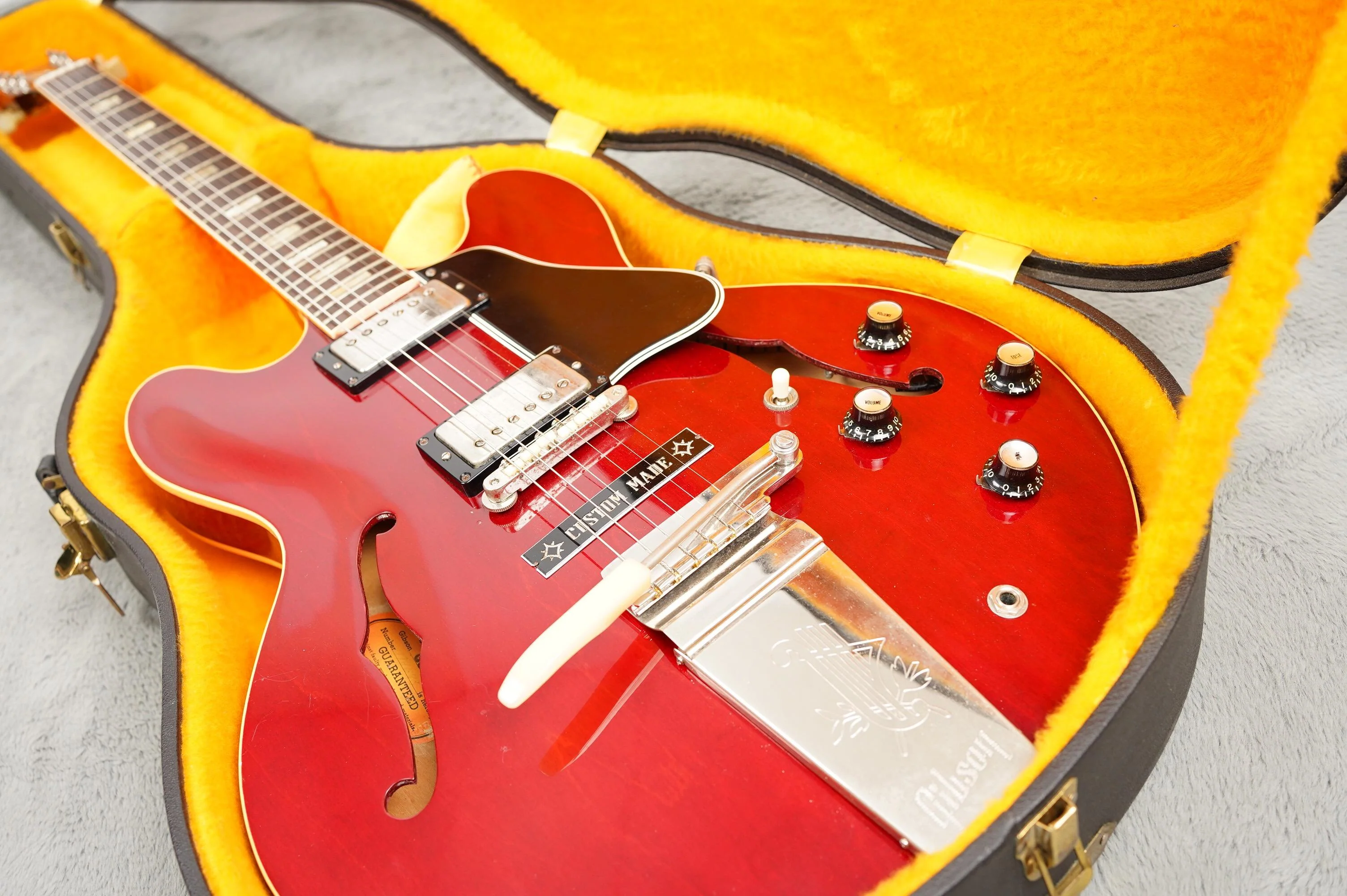 1964 Gibson ES-335 TDC Maestro, Cherry - Image 3