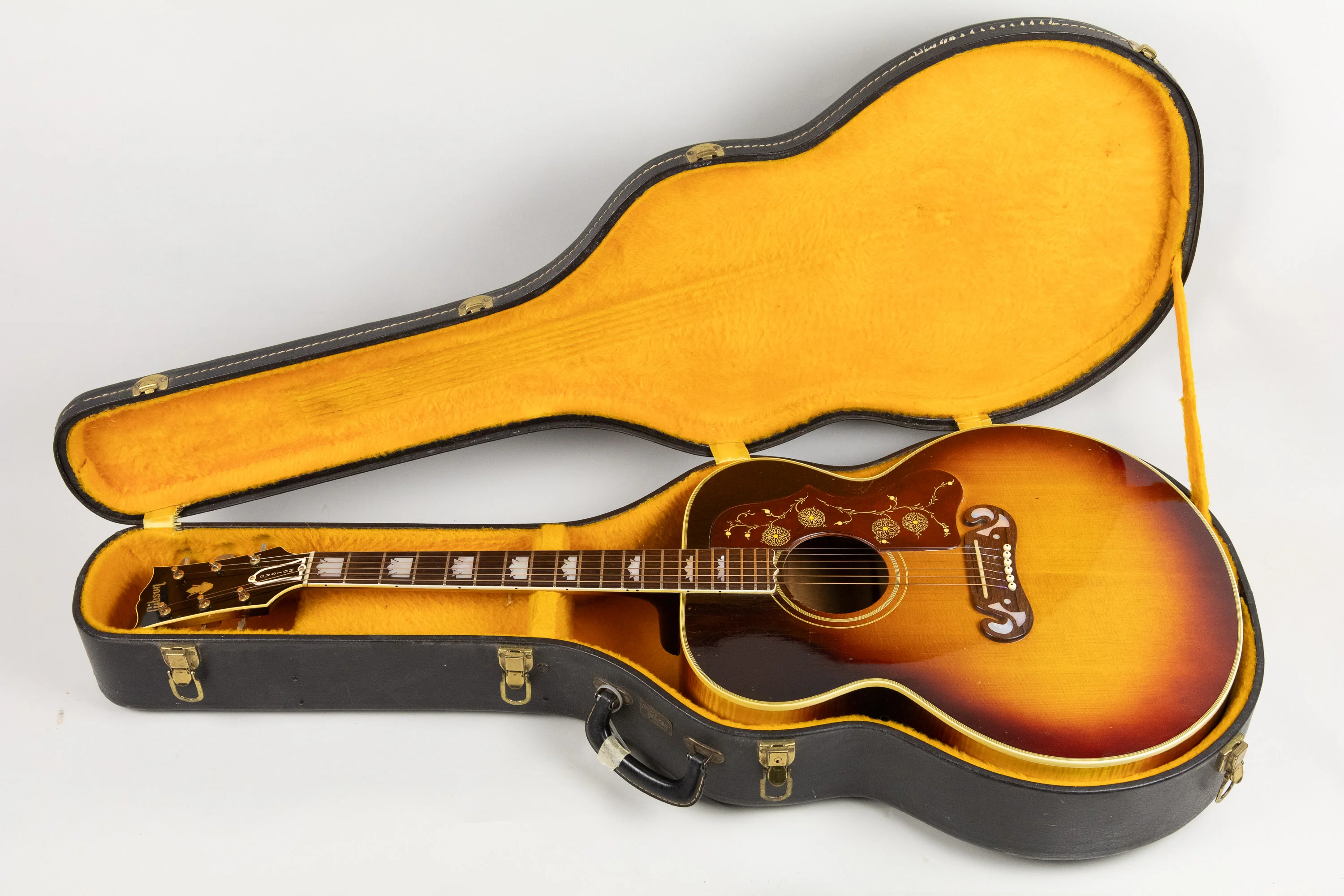1964 Gibson J-200, Sunburst - Image 2