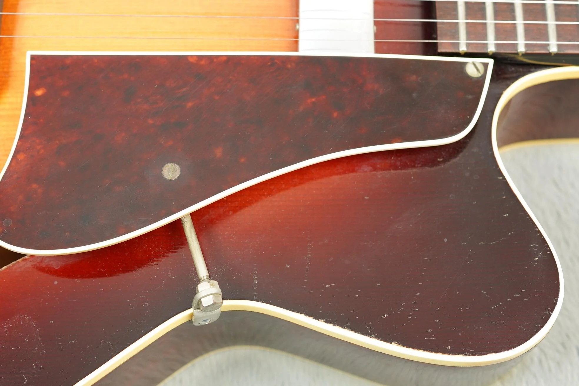 1964 Levin 335 - Sunburst | Ace - Skunk Anansie Collection - Image 13