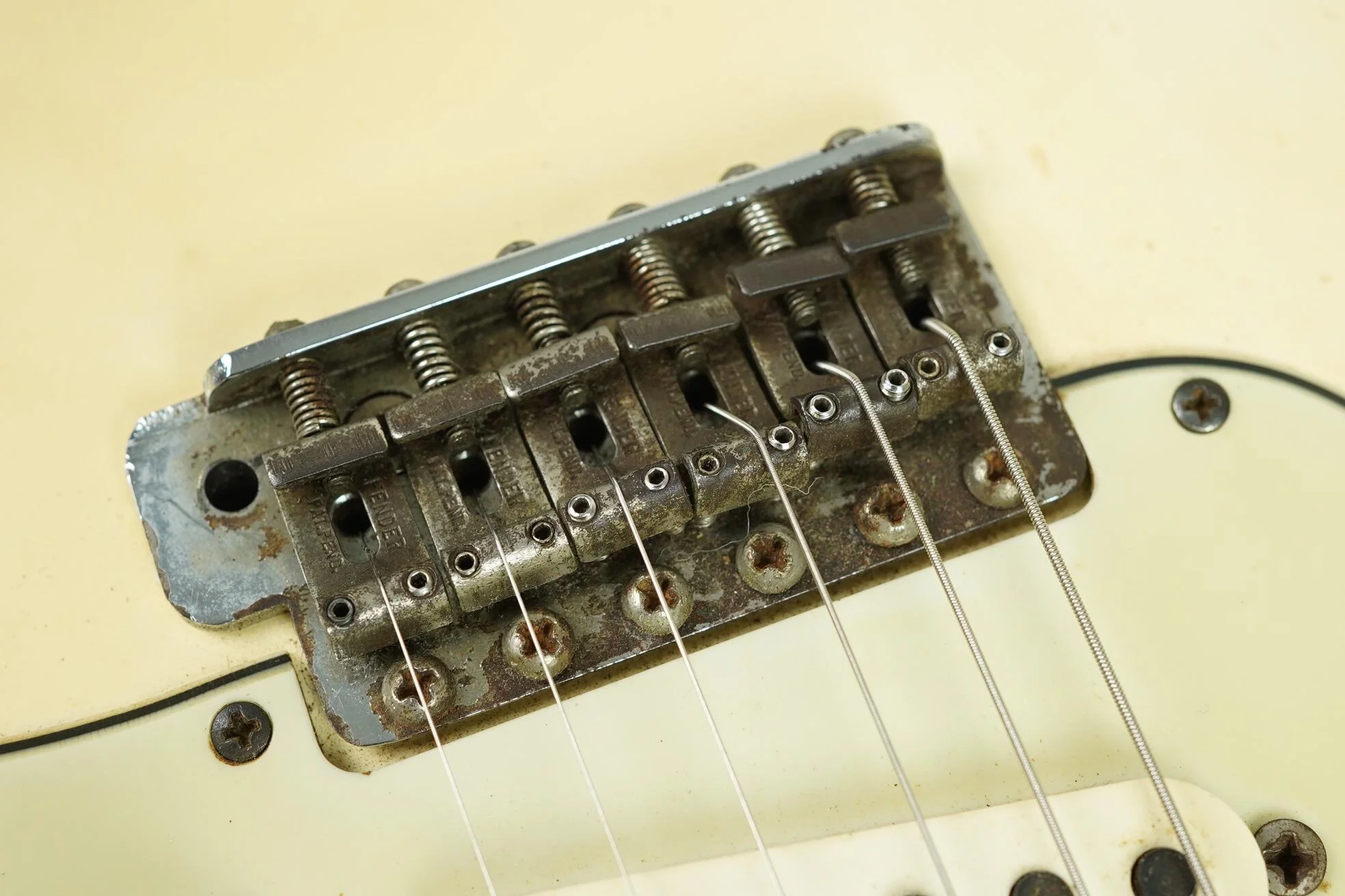 1964 Fender Stratocaster, Korina Body, Olympic White - One Owner + OHSC - Image 27