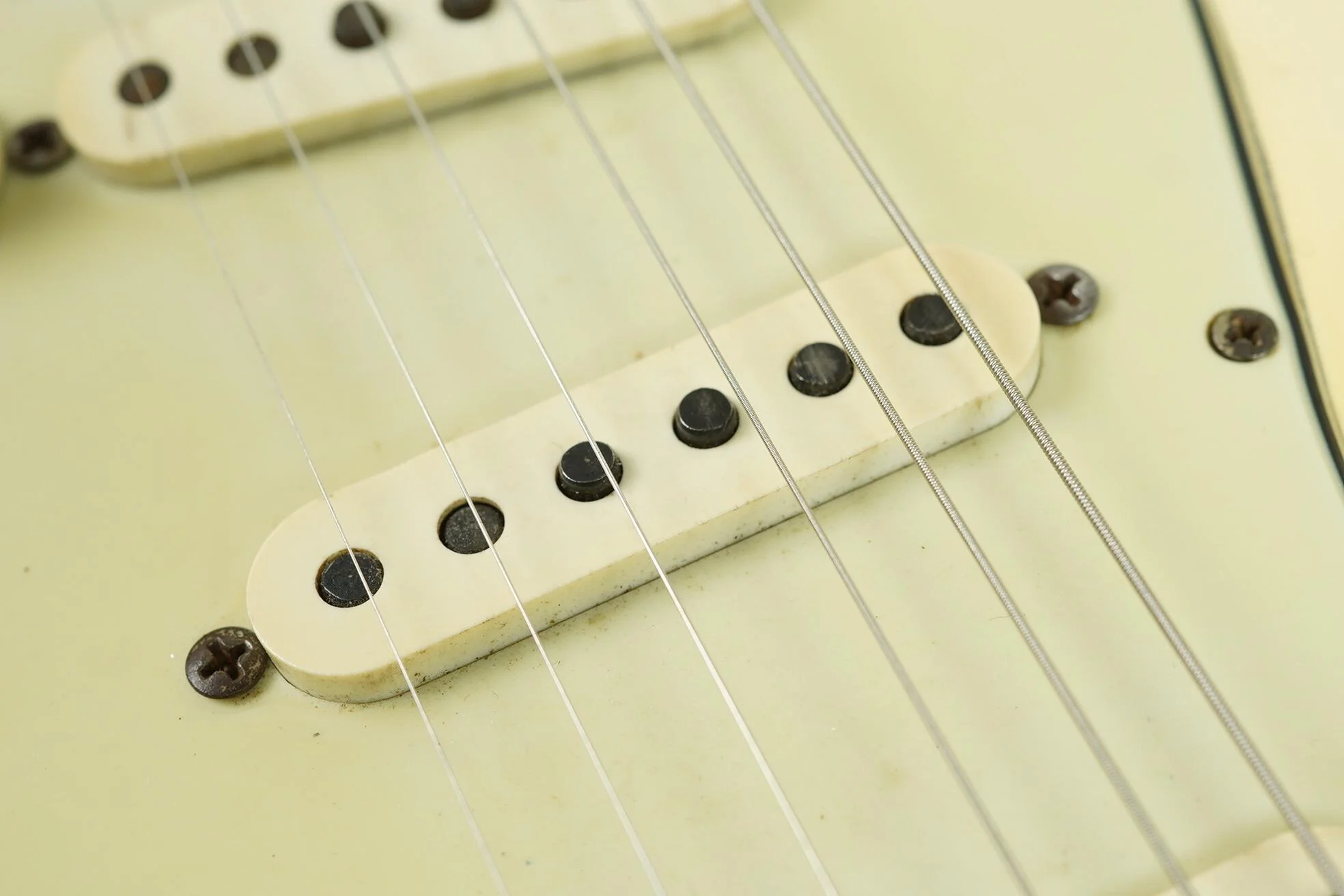 1964 Fender Stratocaster, Korina Body, Olympic White - One Owner + OHSC - Image 29