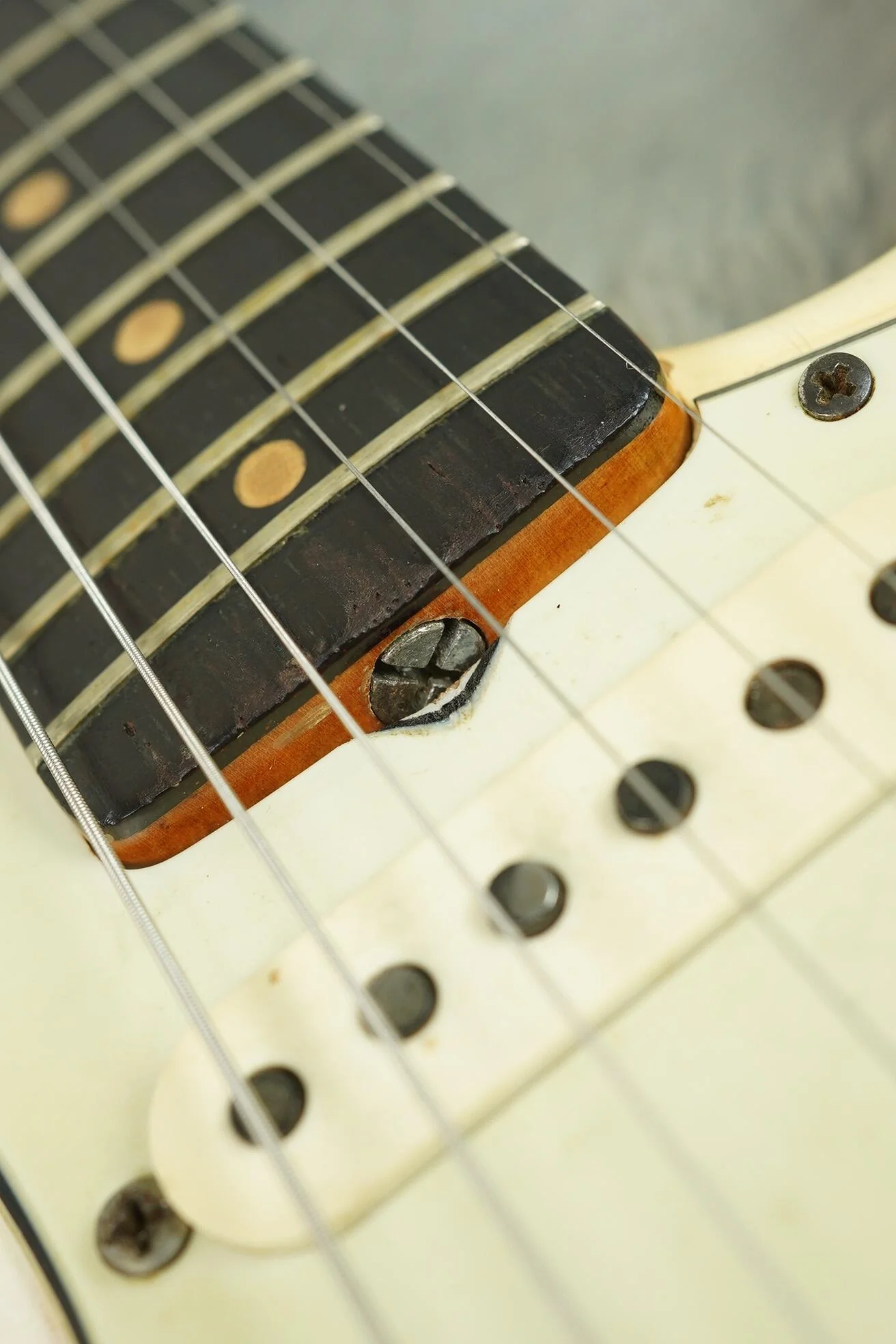 1964 Fender Stratocaster, Korina Body, Olympic White - One Owner + OHSC - Image 31