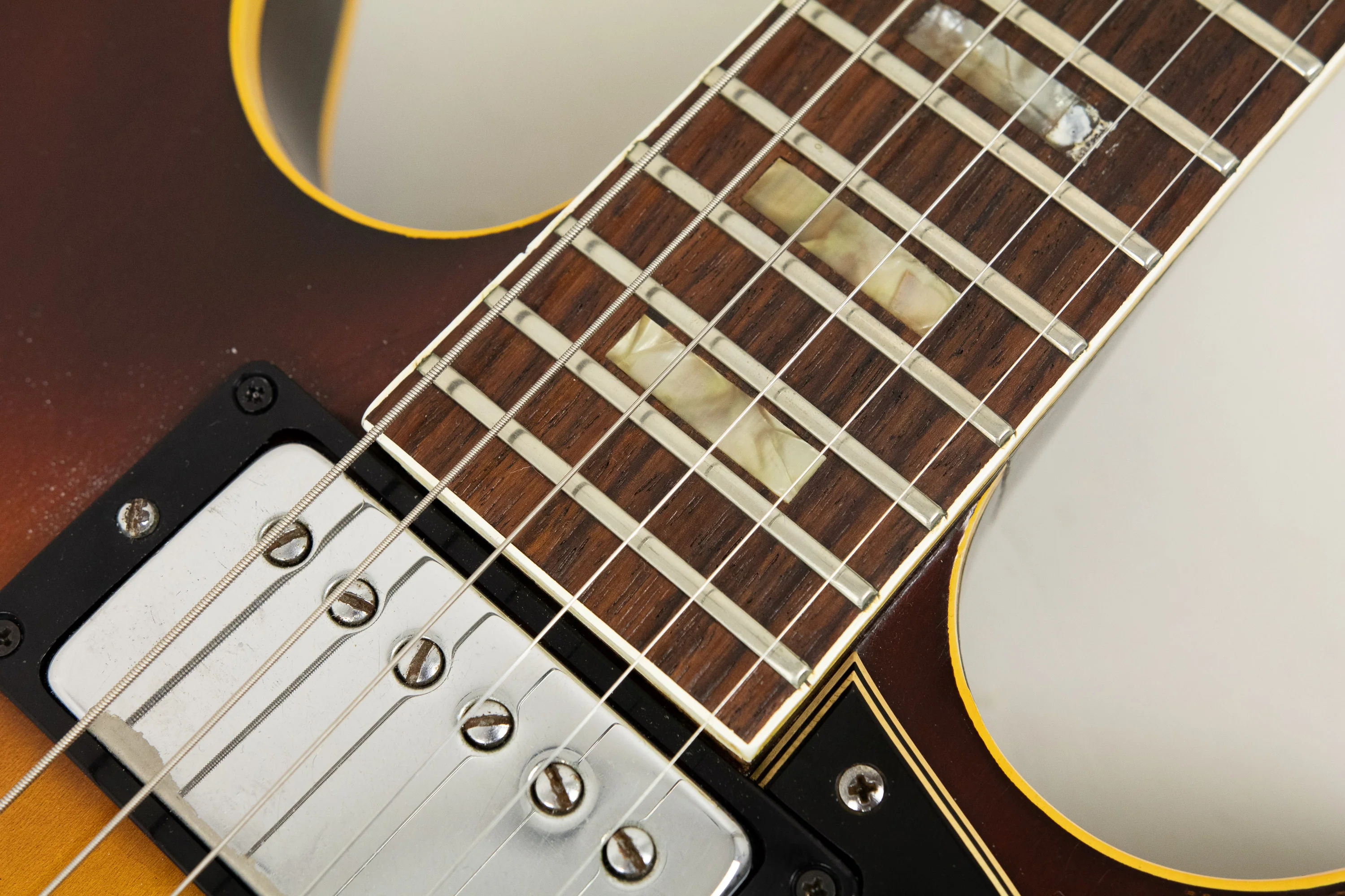 1968 Gibson ES-335TD, Sunburst - Image 11