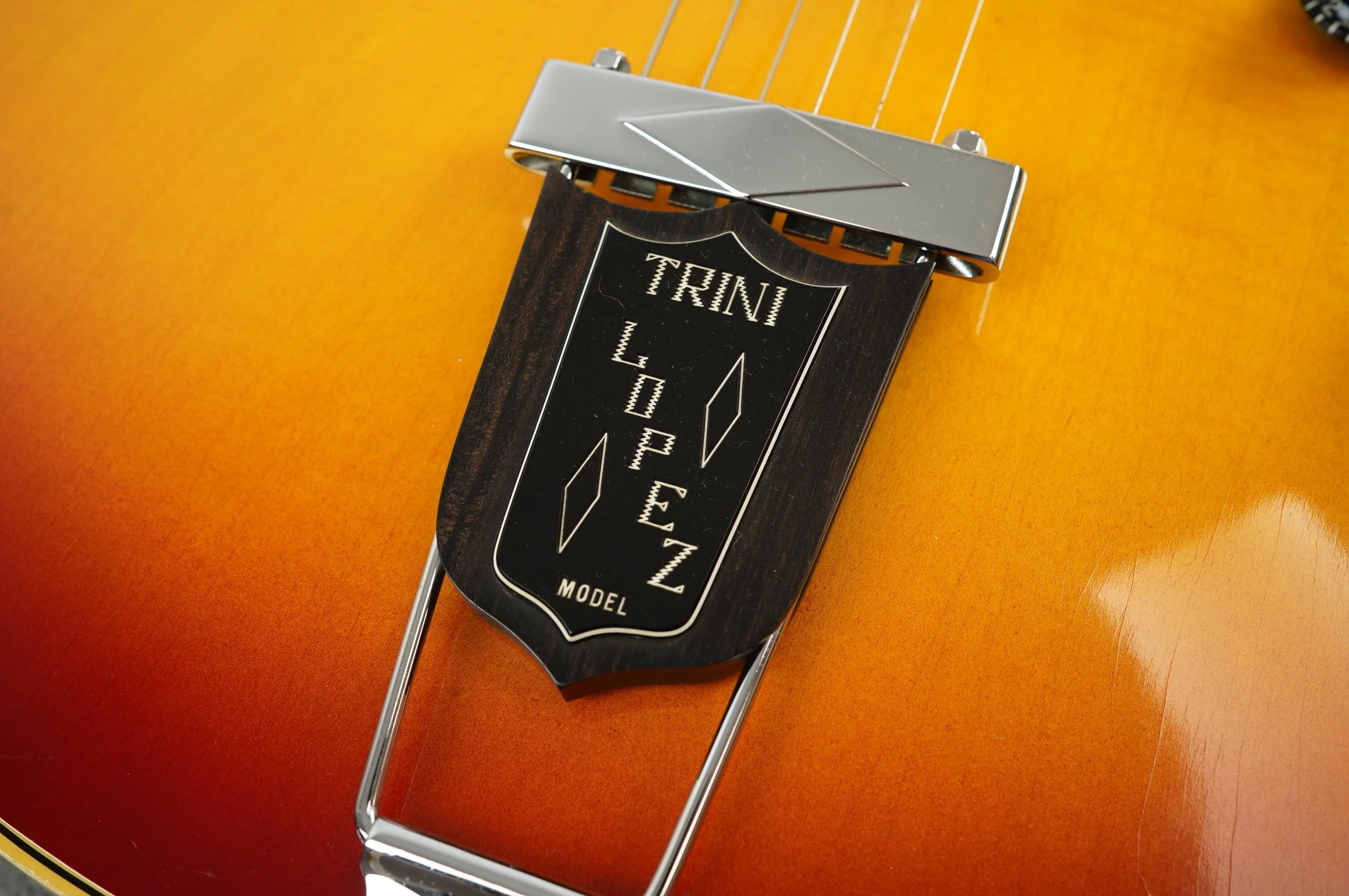 1968 Gibson Trini Lopez Custom Deluxe, Sunburst + OHSC - Image 7