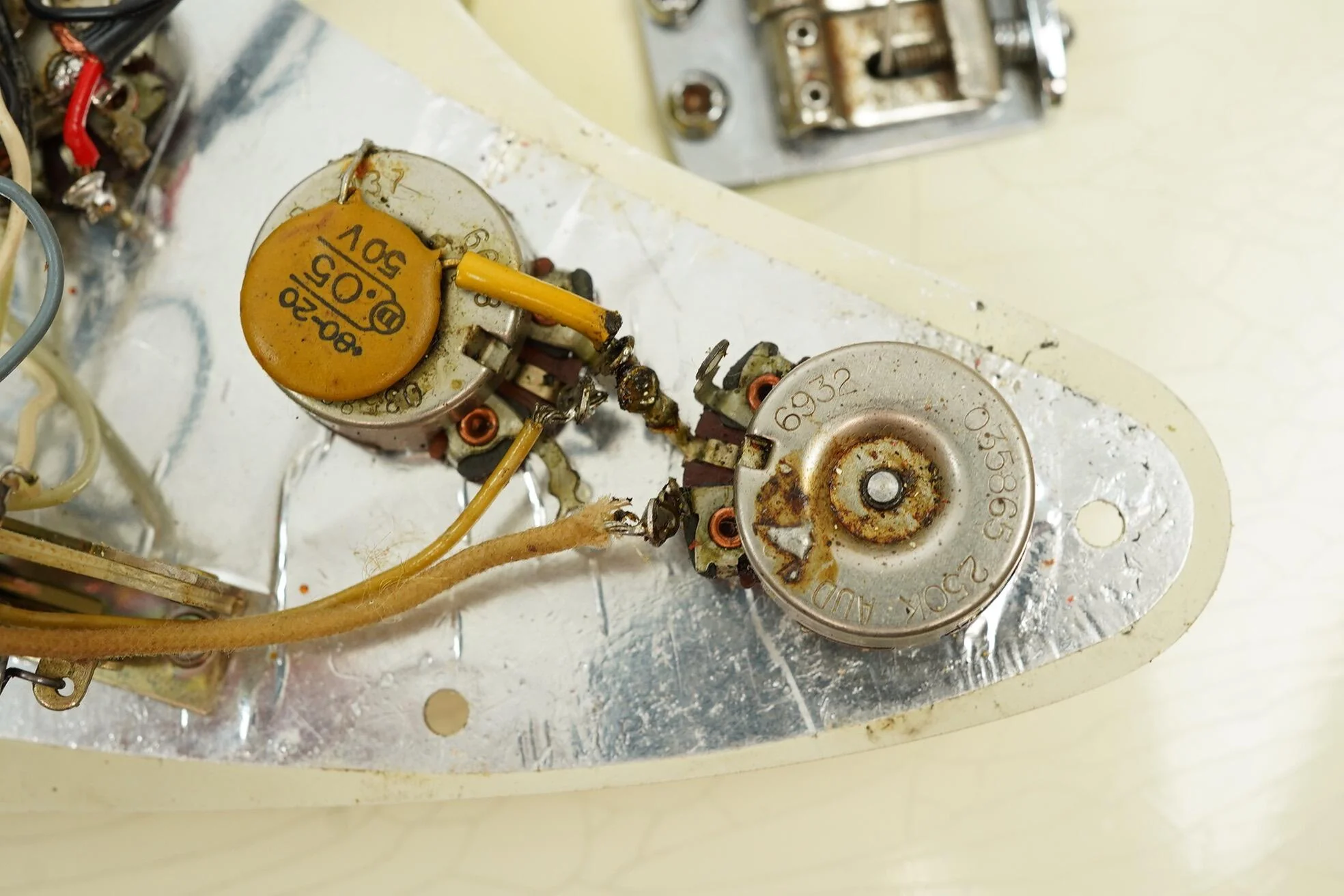 1969 Fender Stratocaster, Refin White - Image 46