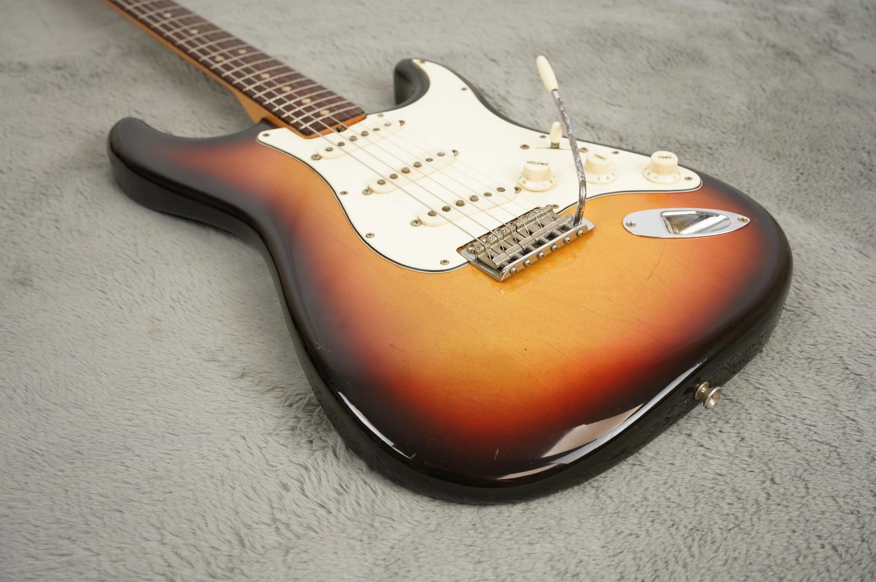 1970 Fender Stratocaster, Sunburst + OHSC - Image 12