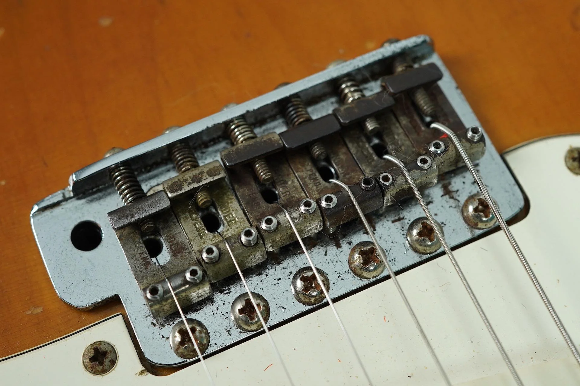 1971 Fender Stratocaster 4 bolt neck + OHSC - Image 19
