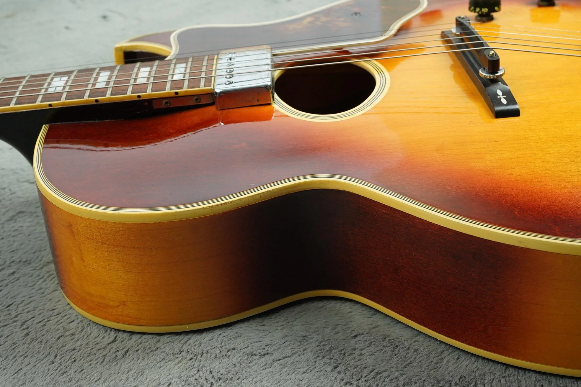 1974 Gibson Howard Roberts Custom, Sunburst - Image 26