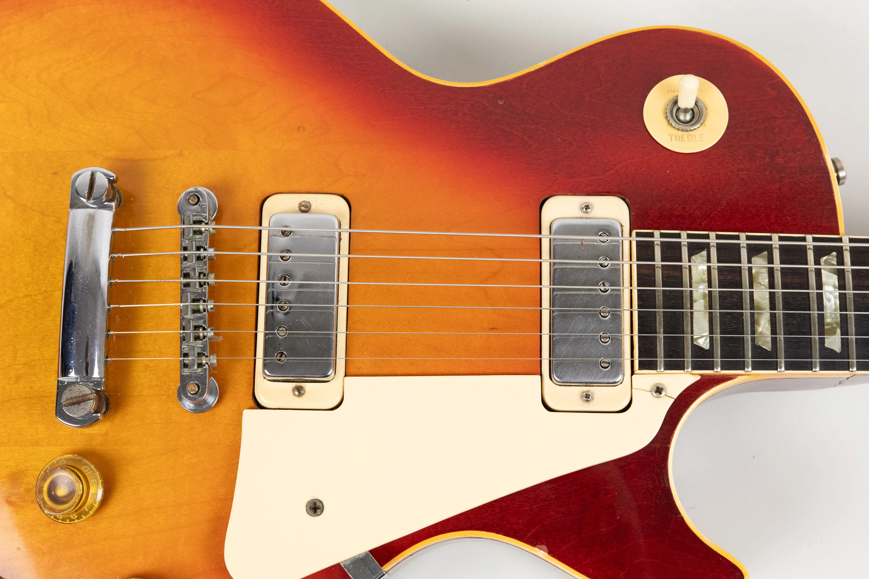 1974 Gibson Les Paul Deluxe, Cherry Sunburst - Image 12