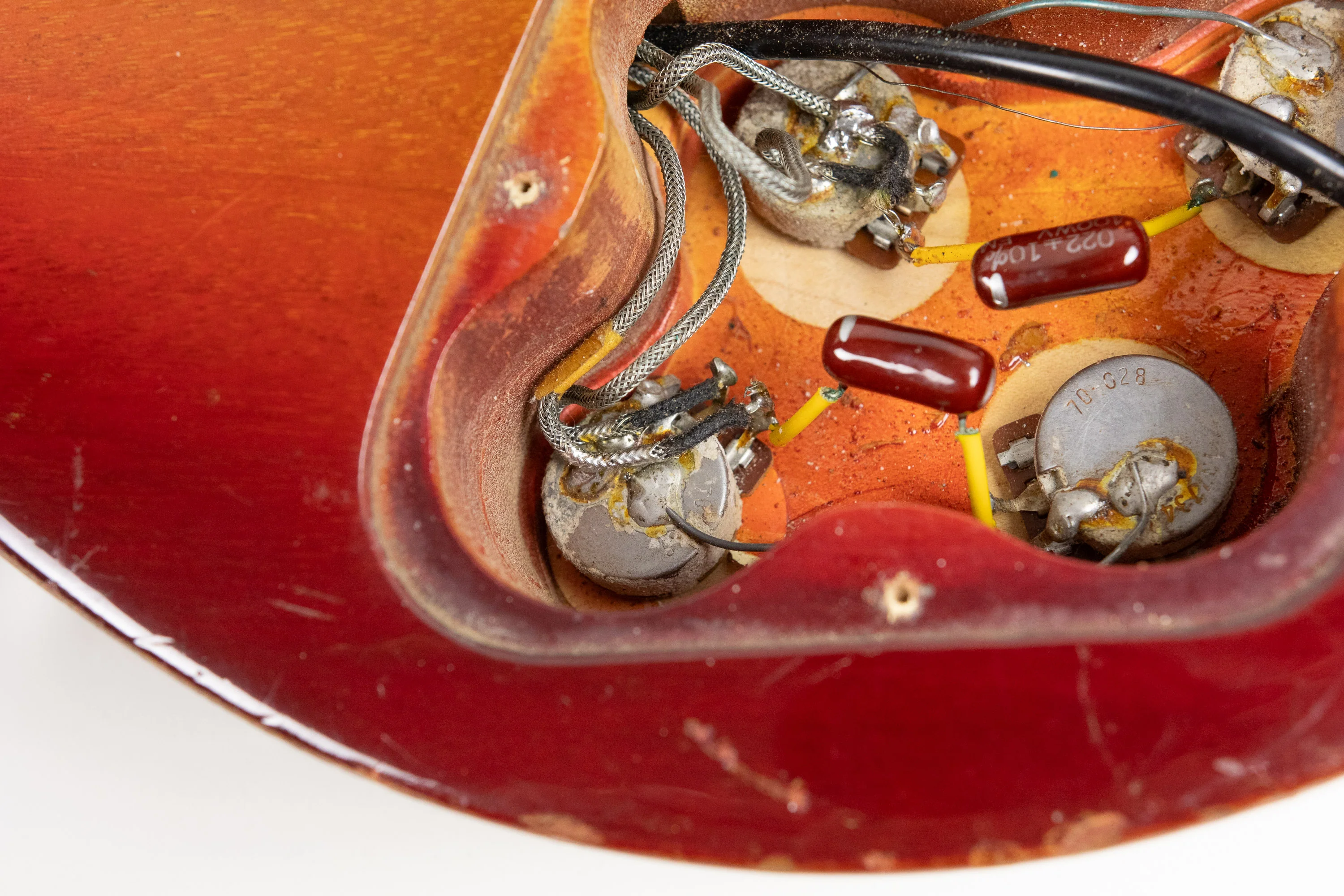 1974 Gibson Les Paul Deluxe, Cherry Sunburst - Image 34