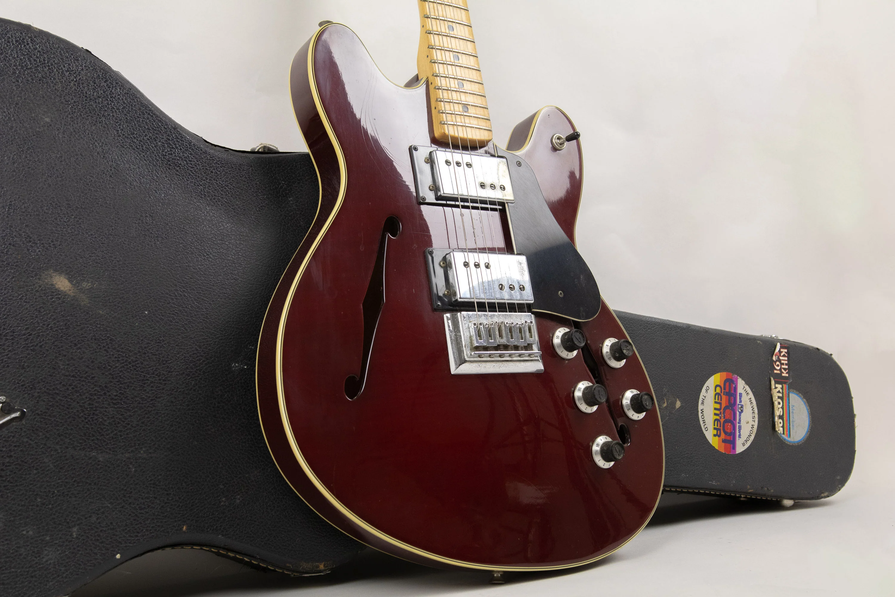 1977 Fender Starcaster, Burgundy - Image 2