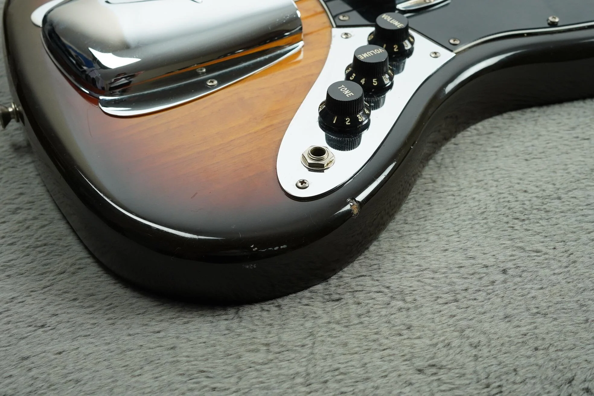 1978 Fender Jazz Bass, Sunburst - Image 7