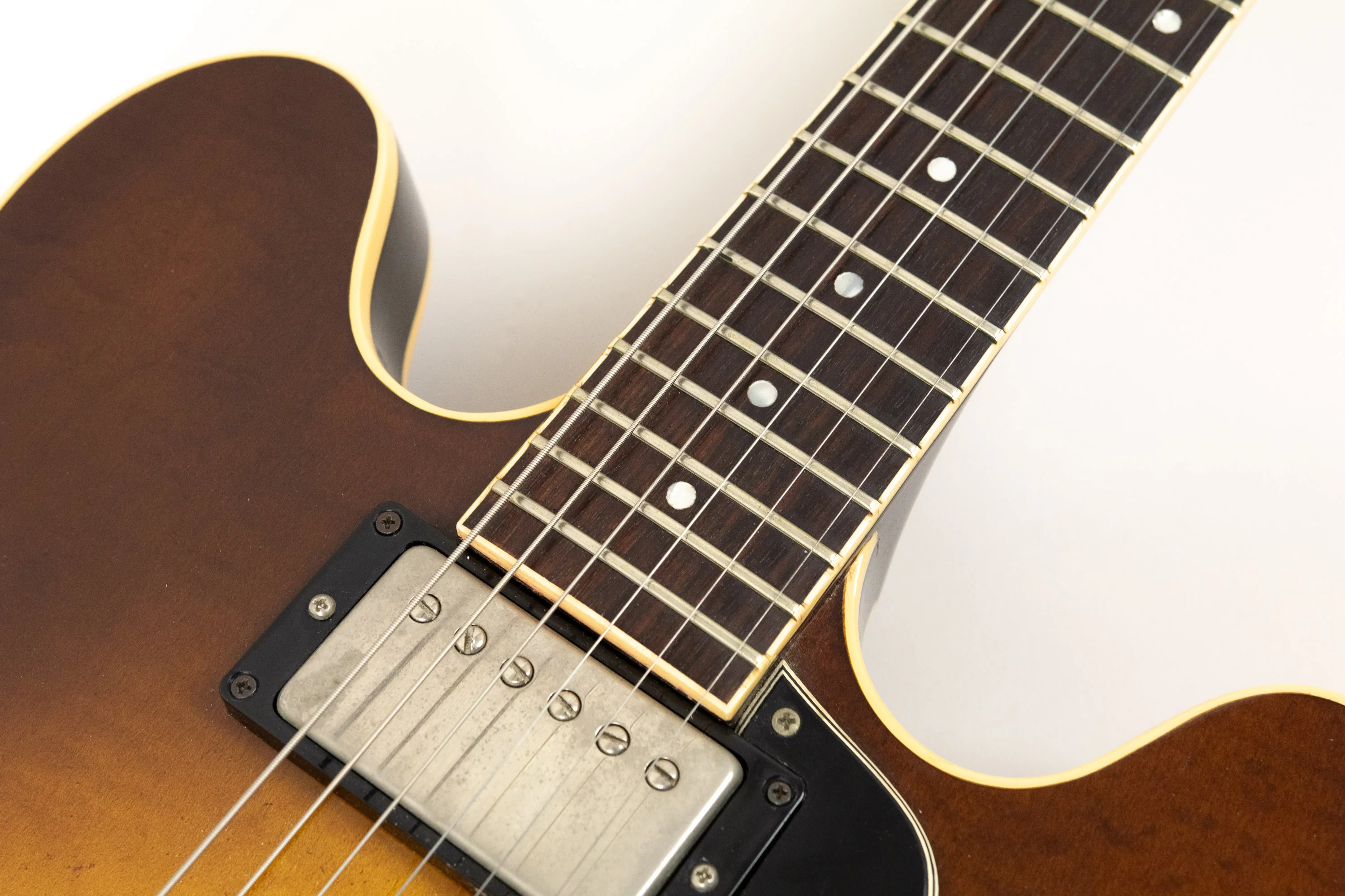 1987 Gibson ES-335 Dot, Sunburst, Ex-Joe Newman / Alt-J - Image 9