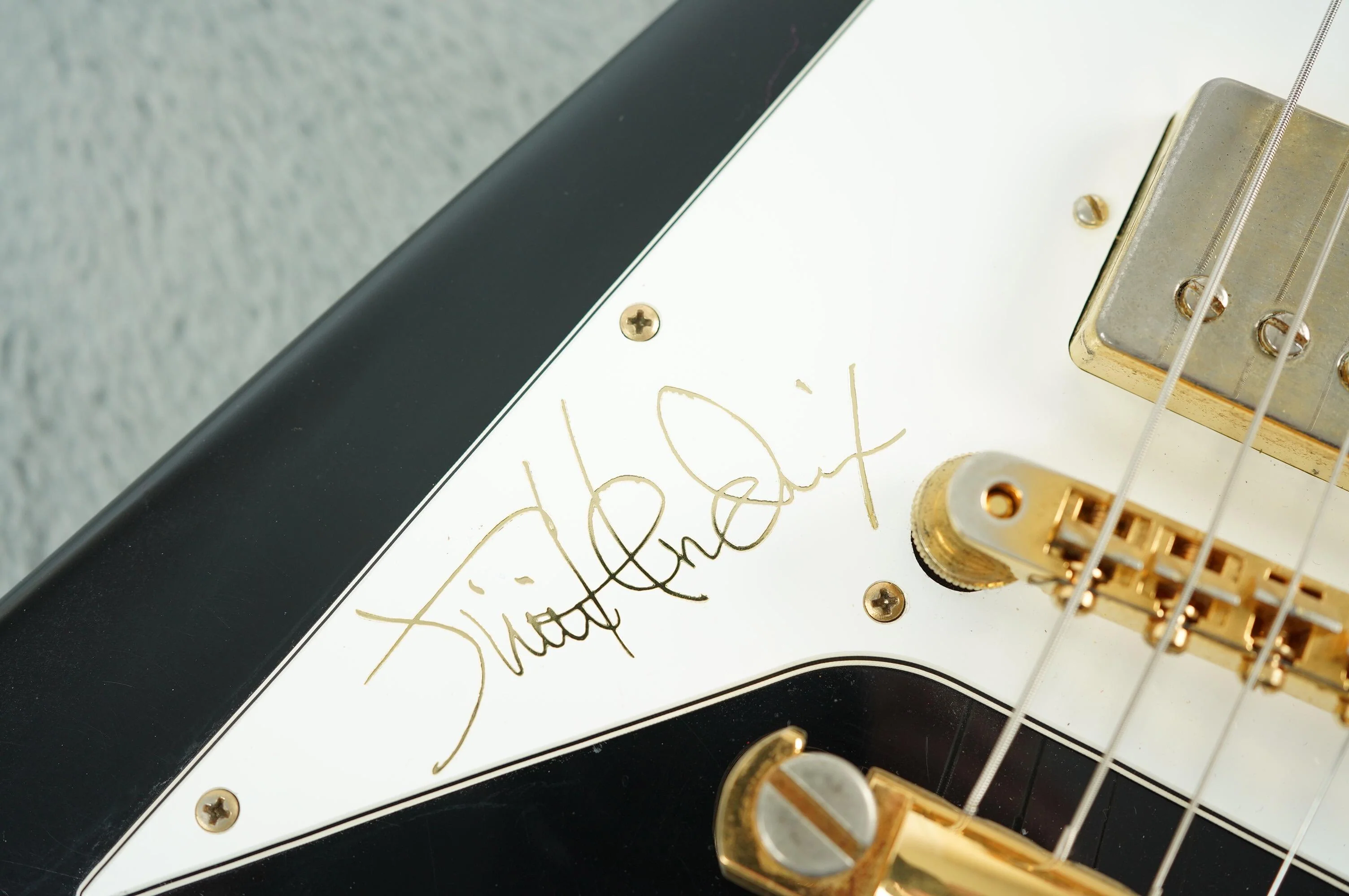 1991 Gibson Flying V, Jimi Hendrix Hall of Fame + OHSC - Image 14
