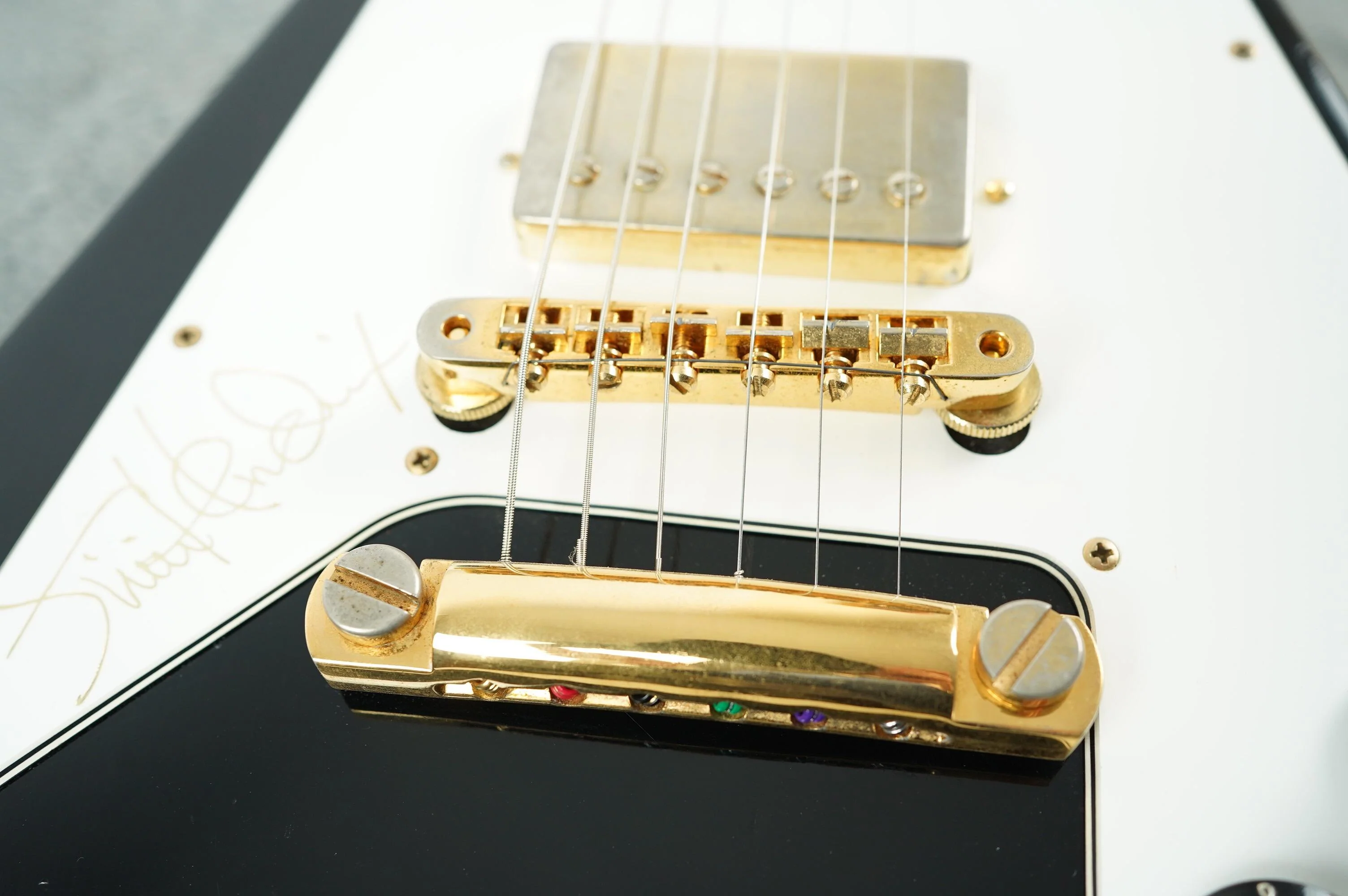 1991 Gibson Flying V, Jimi Hendrix Hall of Fame + OHSC - Image 15