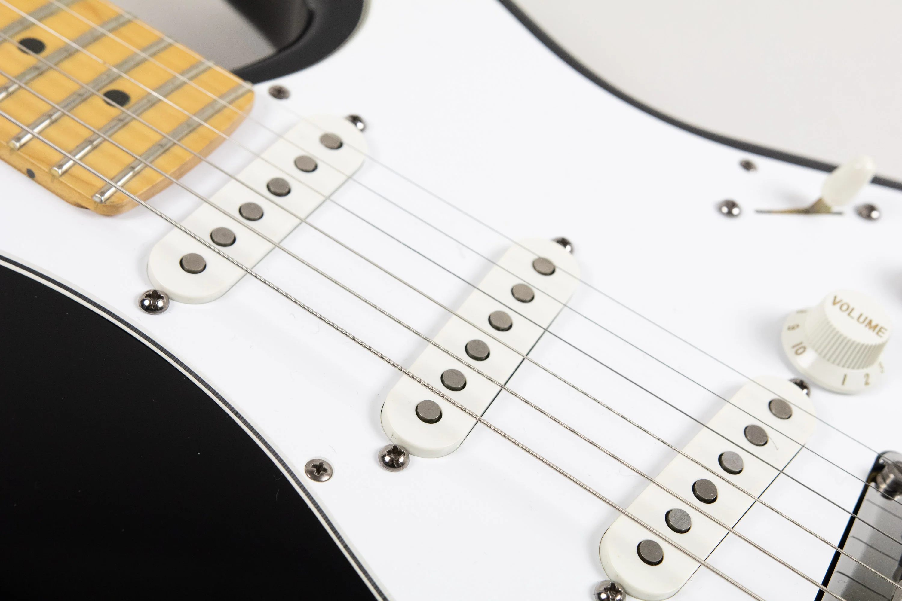 1995 Fender Stratocaster, Black - Image 26