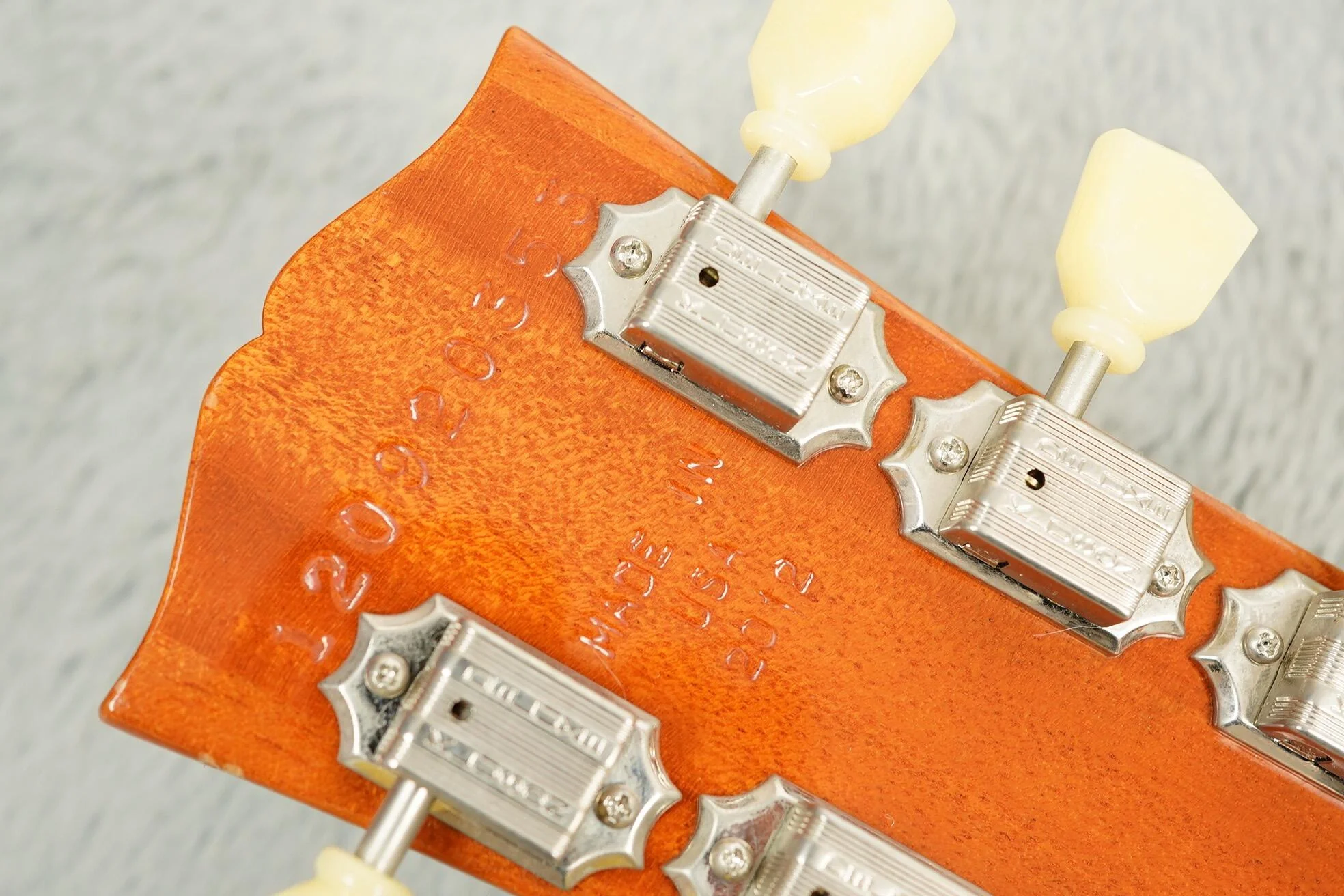2012 Gibson 60th Anniversary '52 Les Paul Gold Top Reissue + OHSC - Image 36
