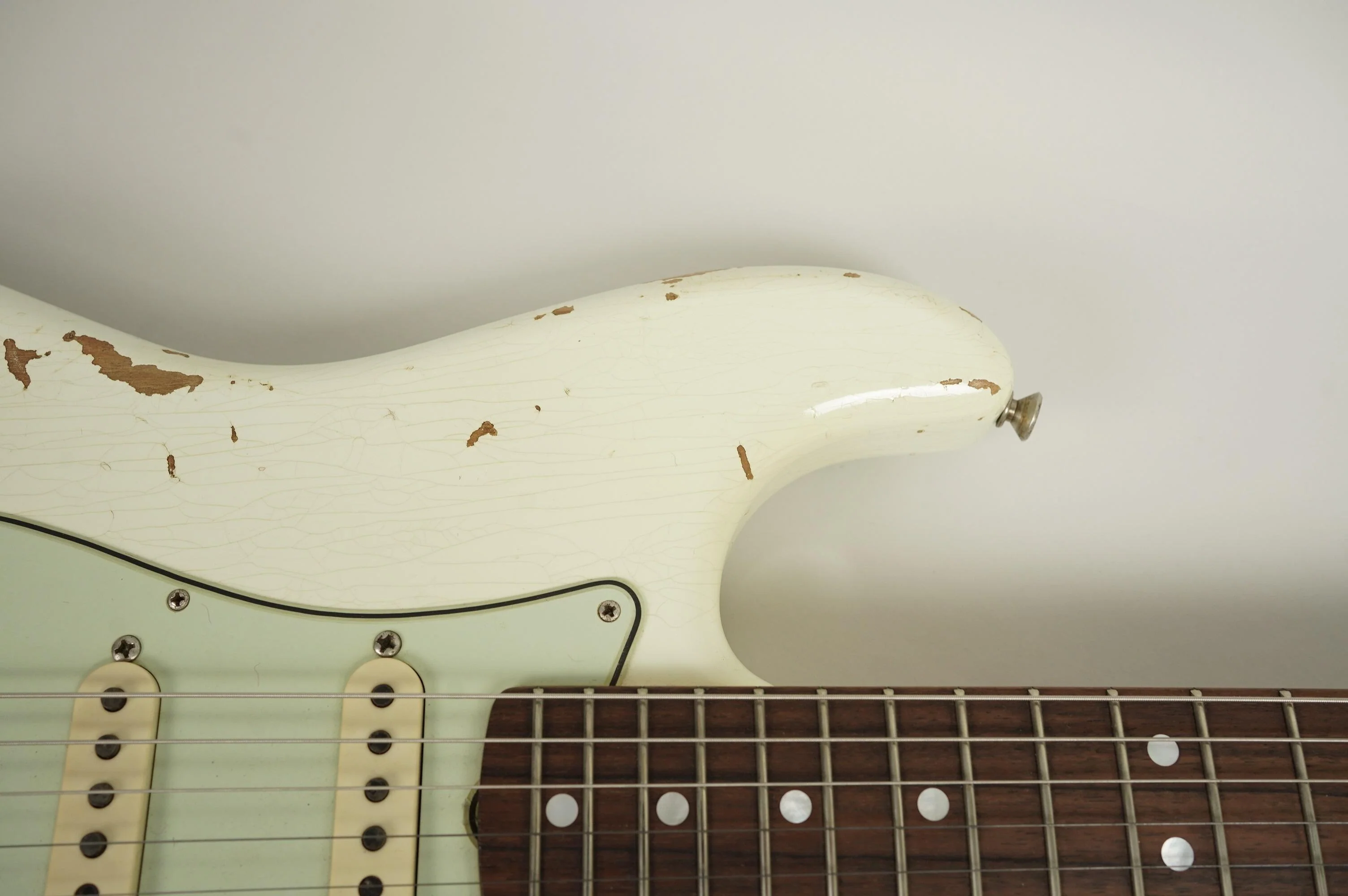 2019 Fender Custom Shop 1964 Stratocaster Heavy Relic, White - Image 15