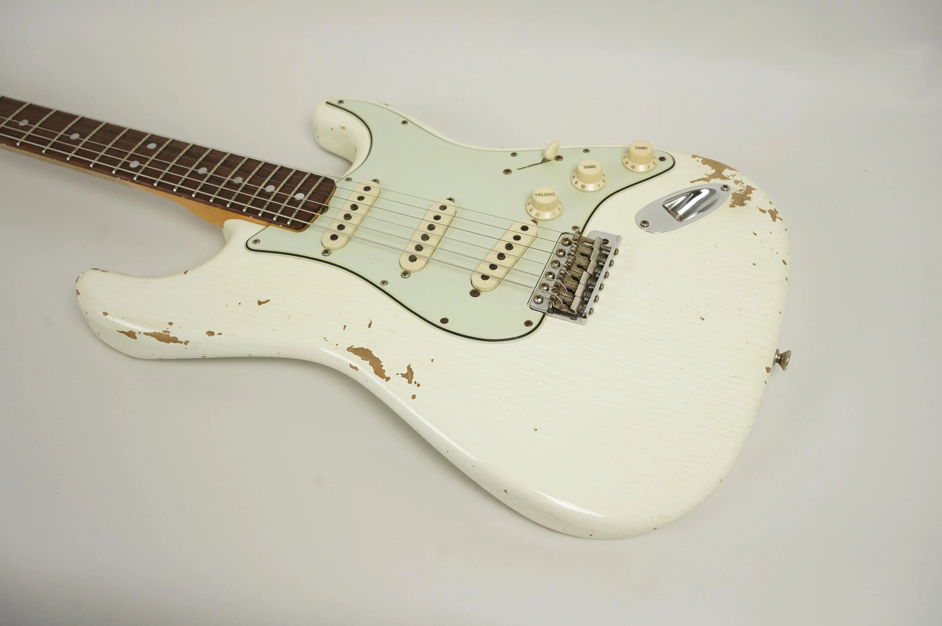 2019 Fender Custom Shop 1964 Stratocaster Heavy Relic, White - Image 21