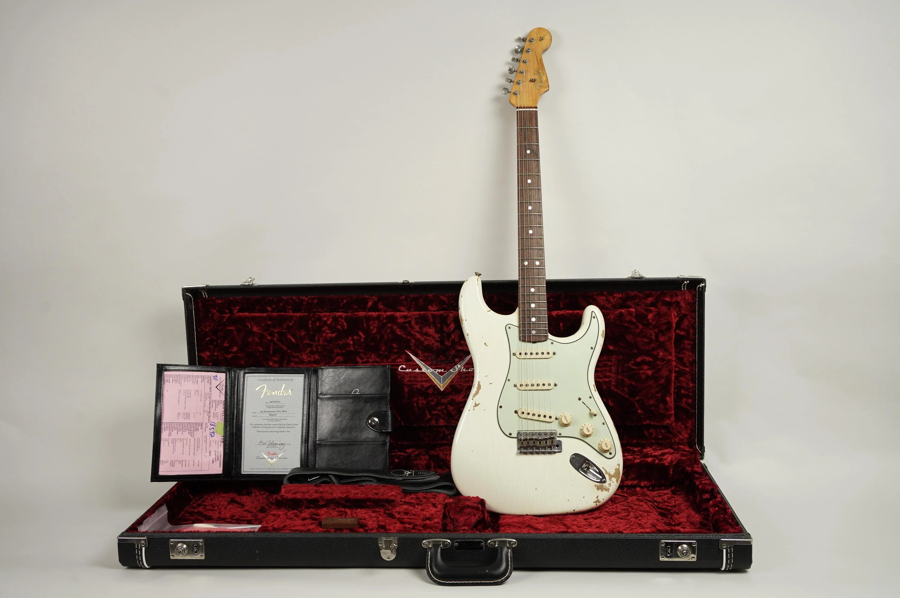 2019 Fender Custom Shop 1964 Stratocaster Heavy Relic, White - Image 3