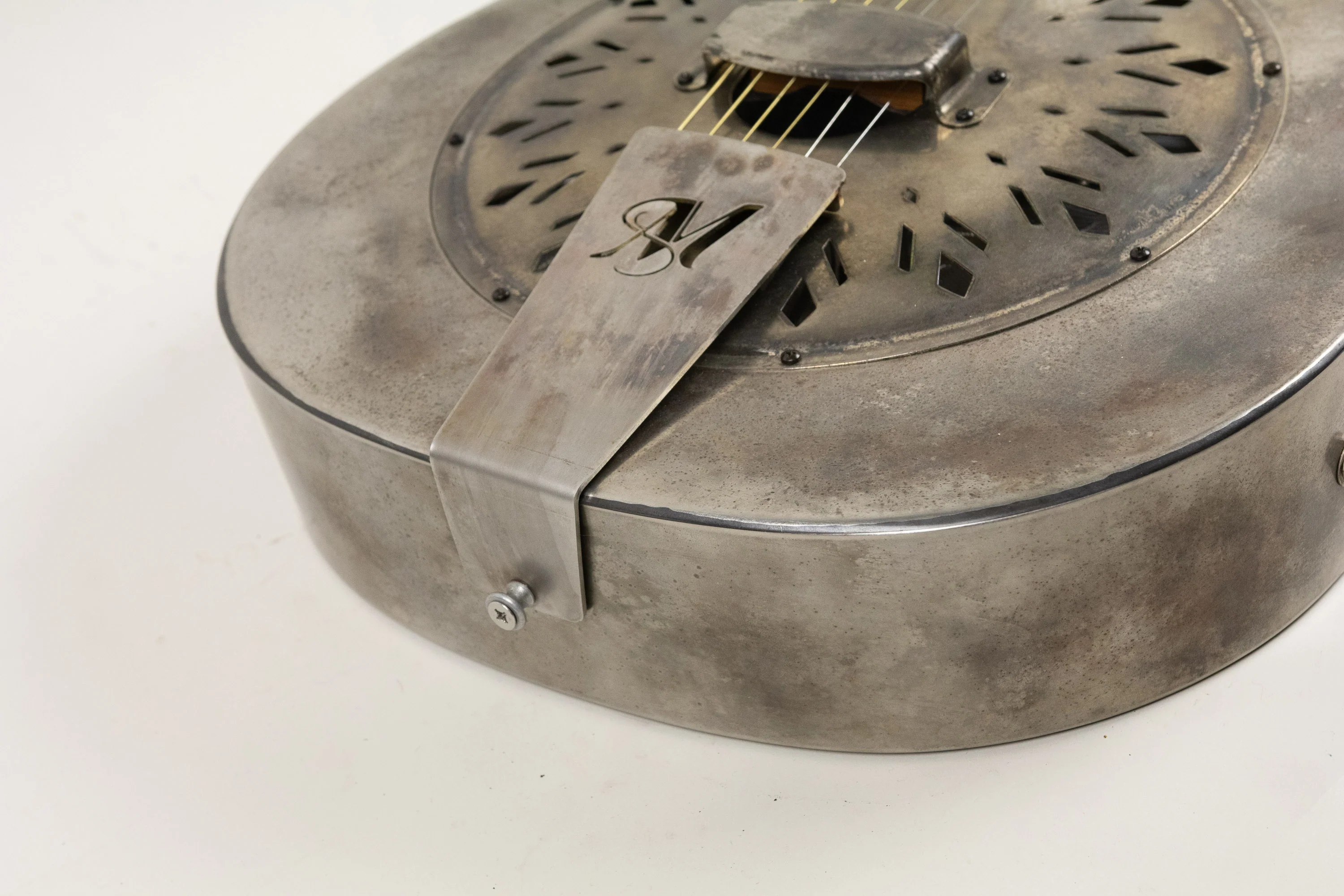 Mule Tricone Resonator - Image 10